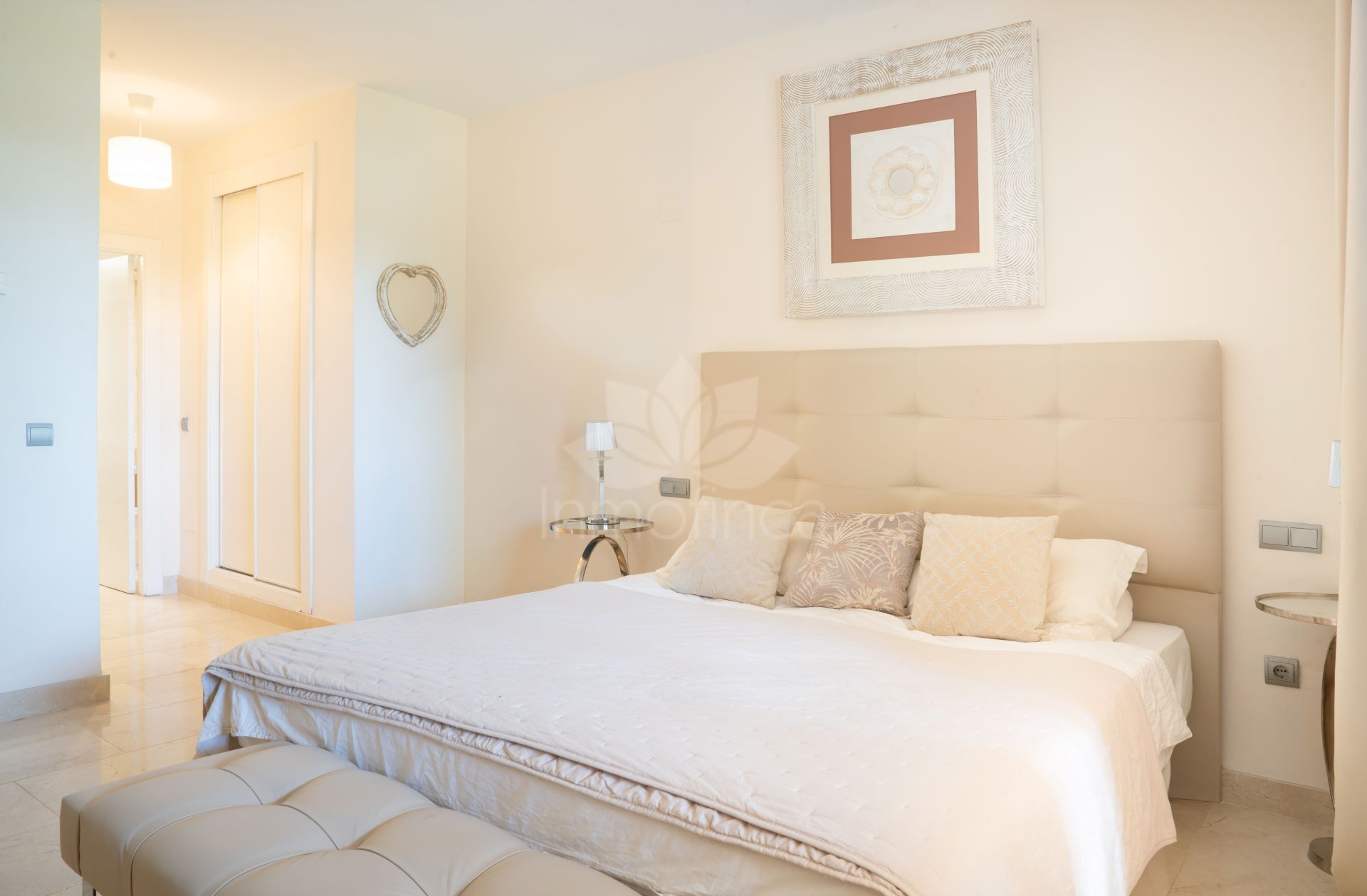 Ground Floor Apartment in Hacienda del Señorio de Cifuentes, Benahavis