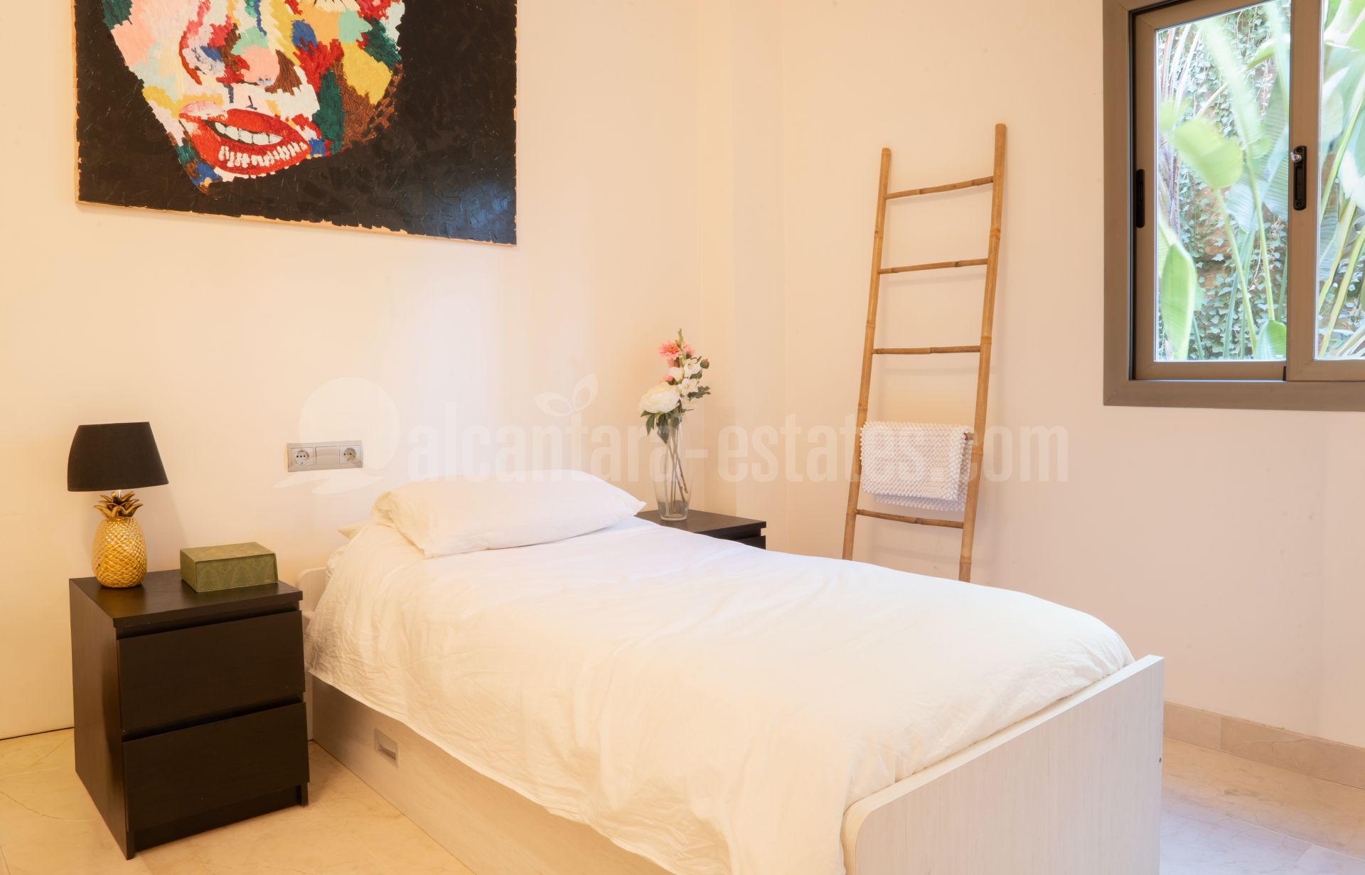 Ground Floor Apartment in Hacienda del Señorio de Cifuentes, Benahavis