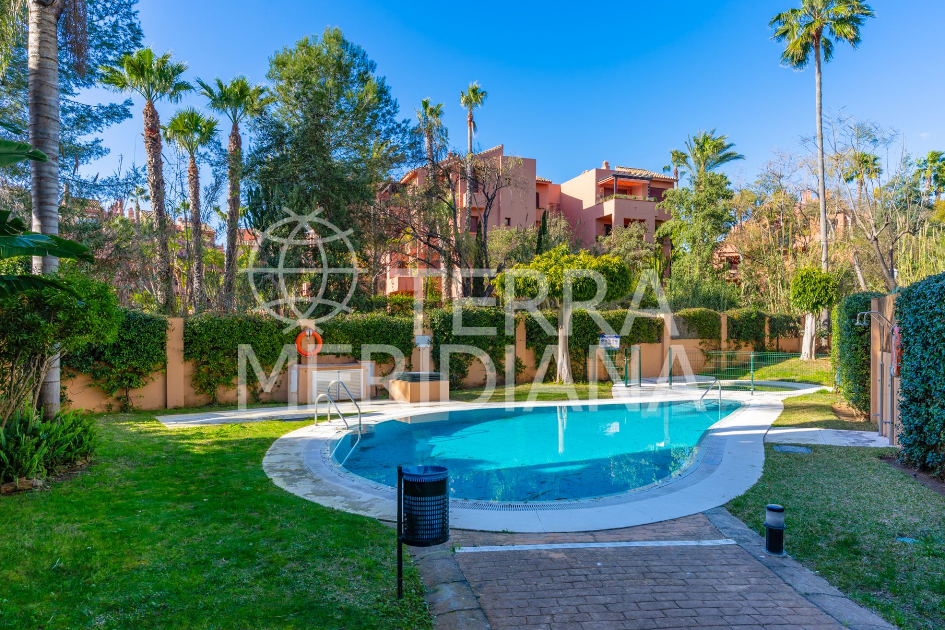 Ground Floor Apartment in Marbella East, Marbella