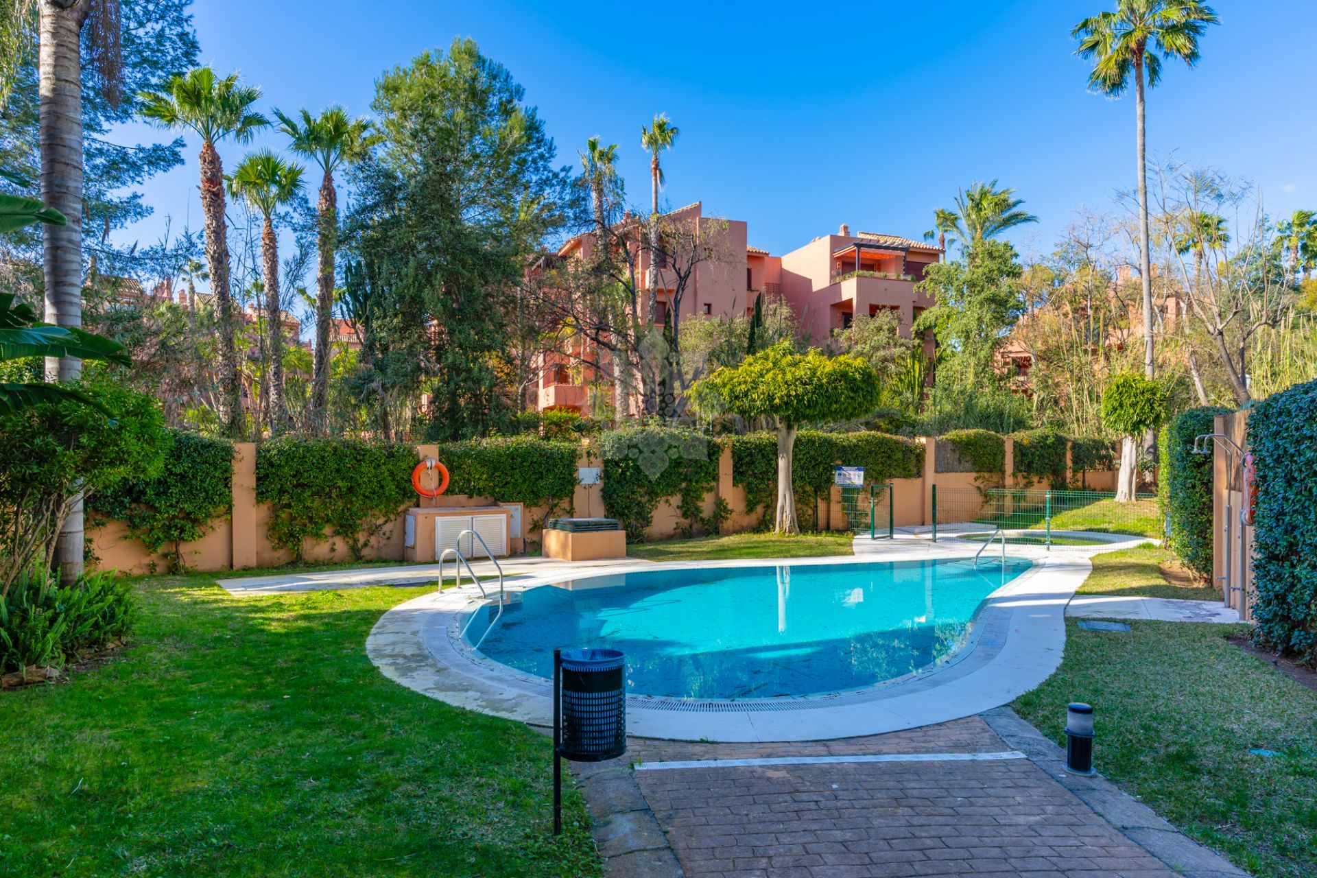 Ground Floor Apartment in Marbella East, Marbella