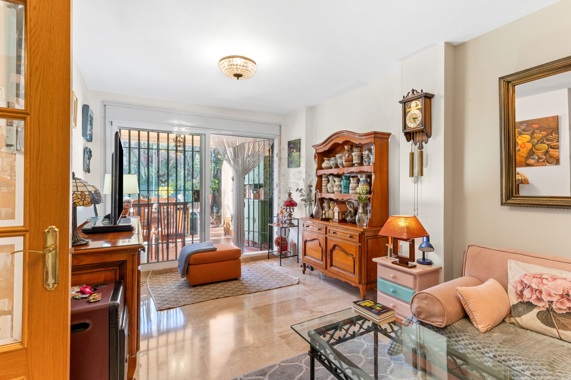 Ground Floor Apartment in Marbella East, Marbella