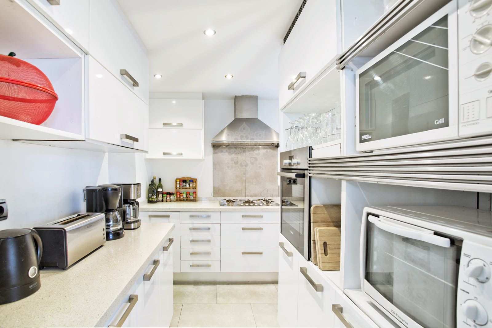 Villa in Elviria, Marbella