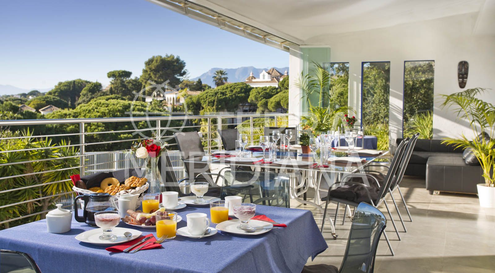 Villa in Elviria, Marbella