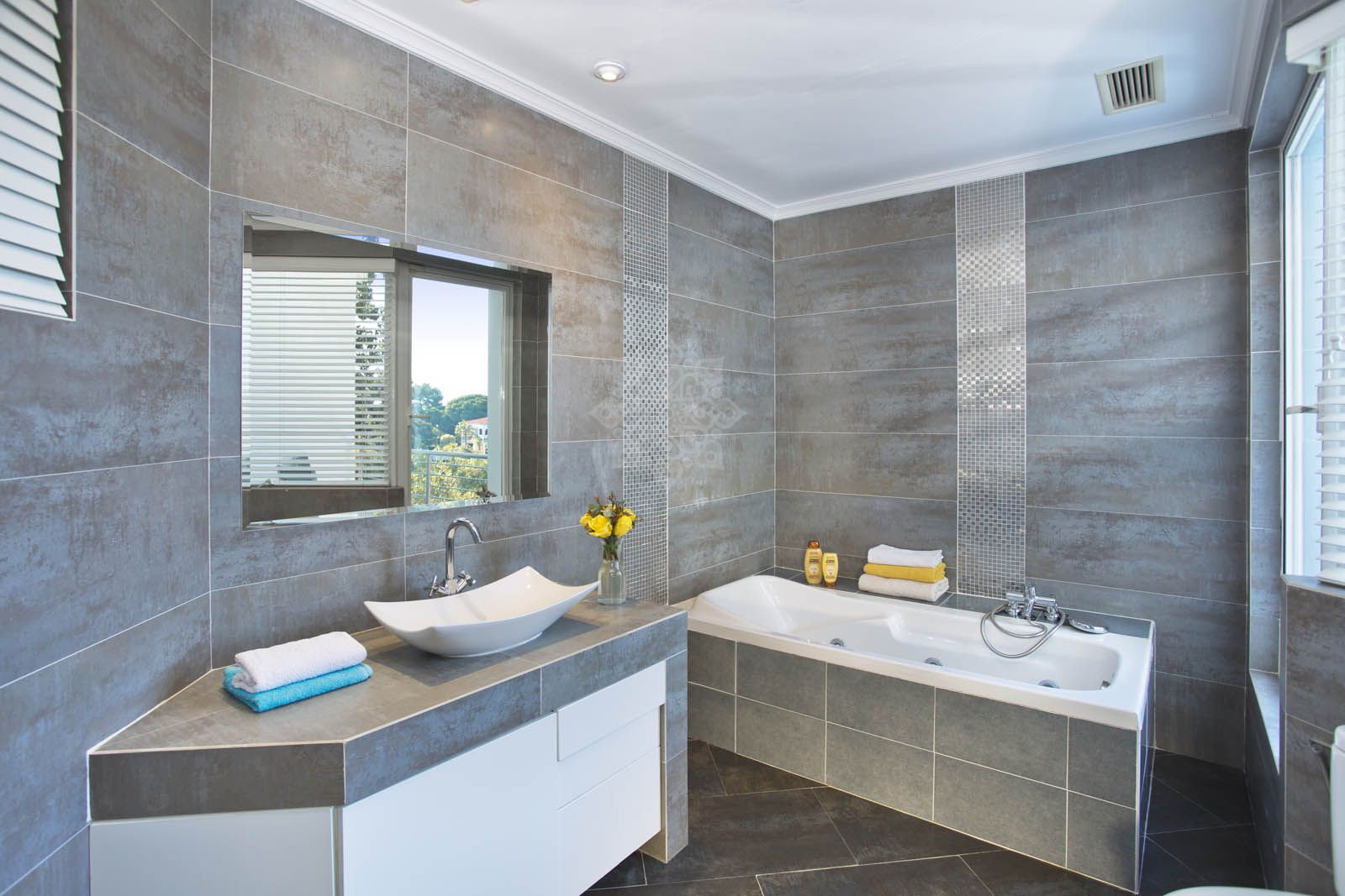 Villa in Elviria, Marbella