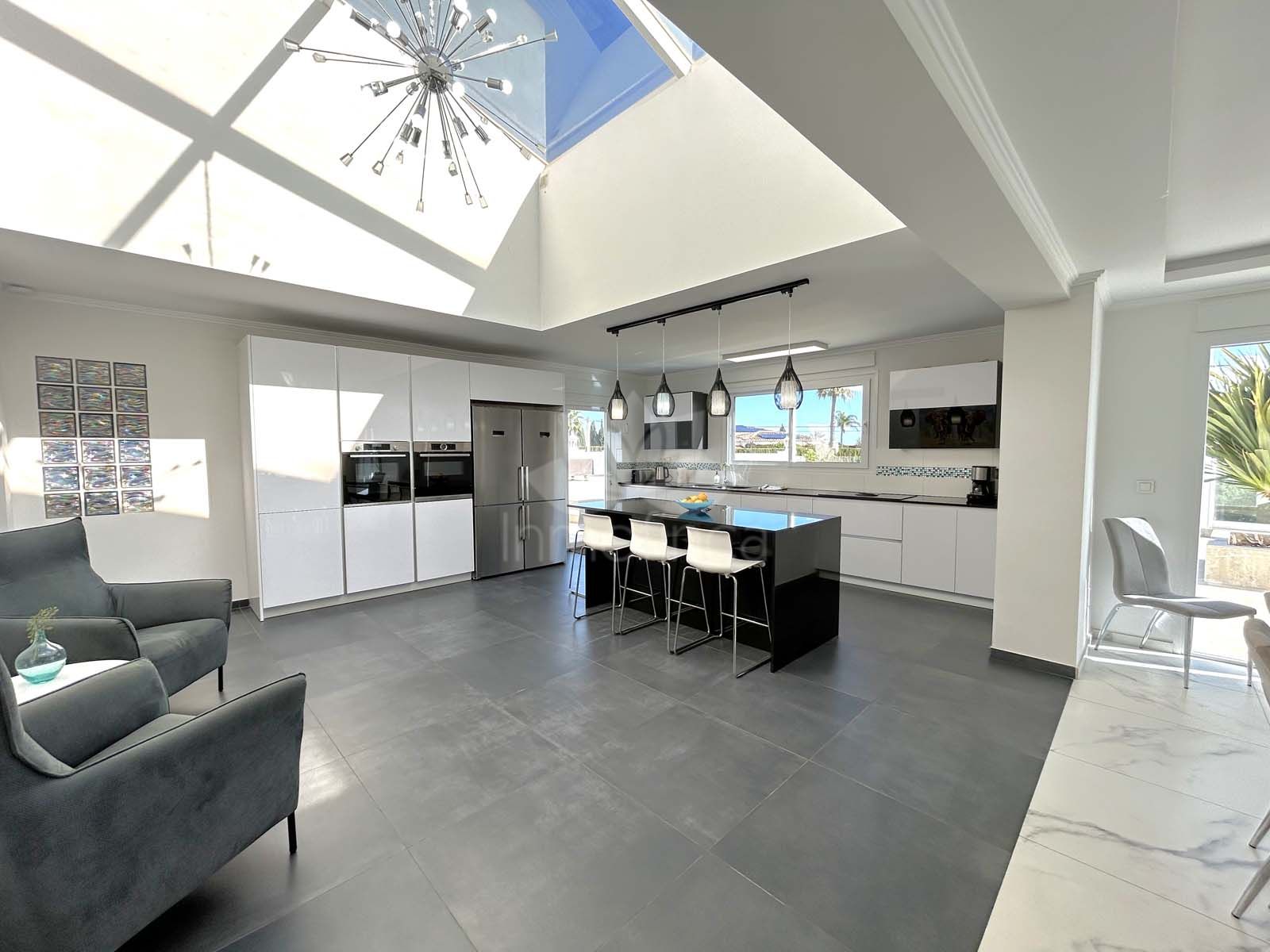 Villa in El Faro de Calaburras, Mijas Costa