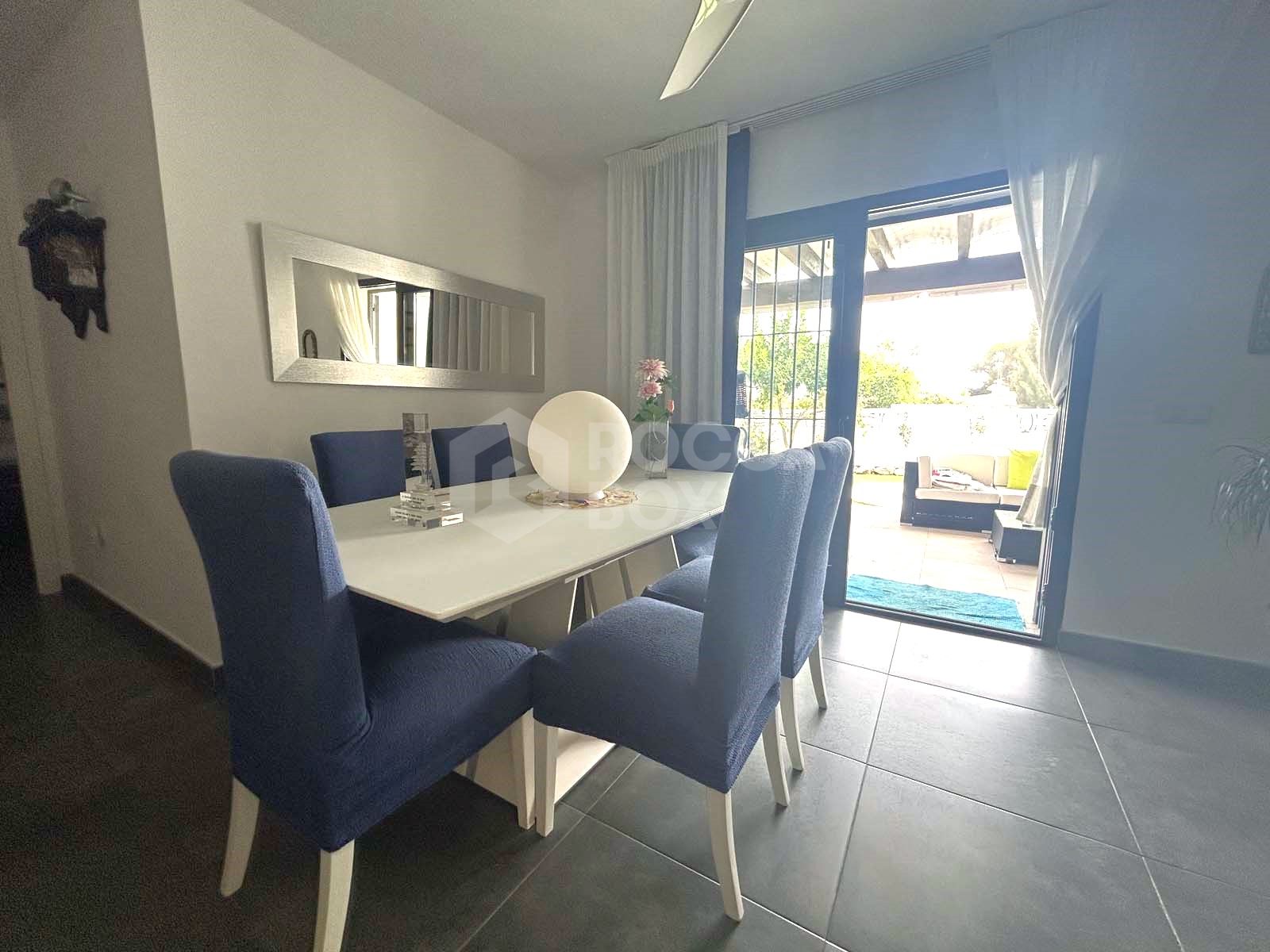 This beautiful 4-bedroom, 3-bathroom villa in Calahonda, Mijas, offers an unbeatable location. Situated close to all essential amenities, public transport, shops, and restaurants, it's perfect for convenient living. The beach is just a...