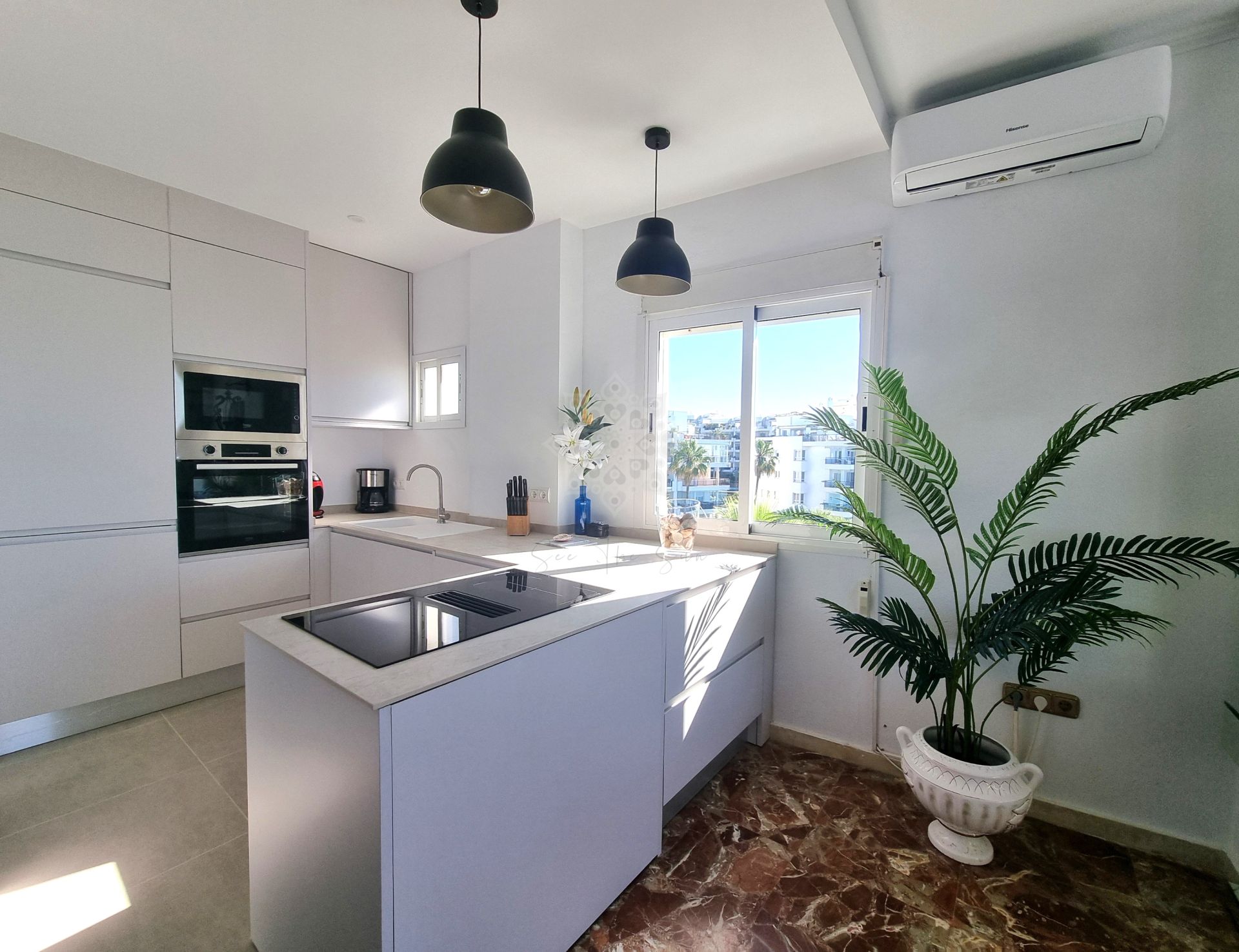 Apartment in Calahonda, Mijas Costa
