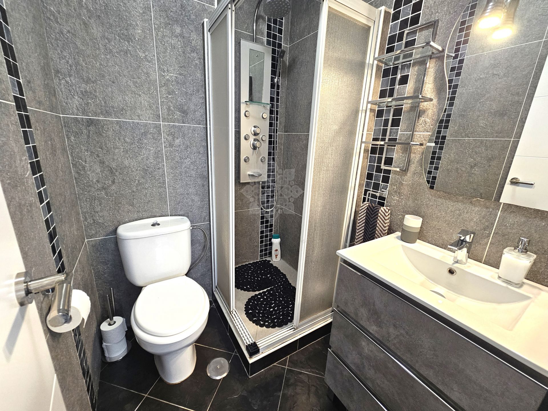 Apartment in Calahonda, Mijas Costa