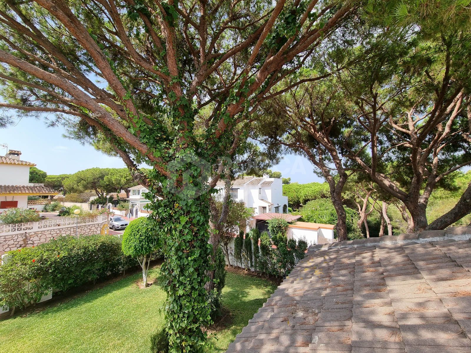 Charming Detached Villa in Lower Calahonda, Mijas