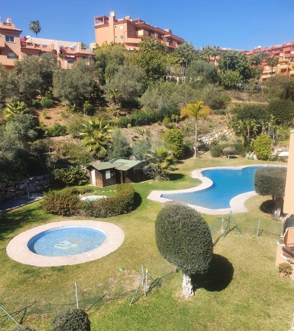 Penthouse in La Reserva de Marbella, Marbella