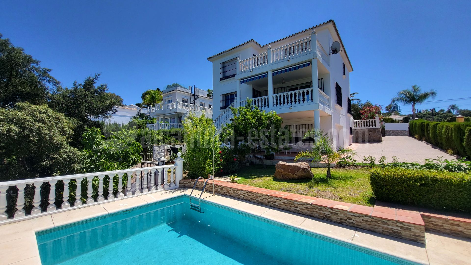 Villa in Elviria, Marbella