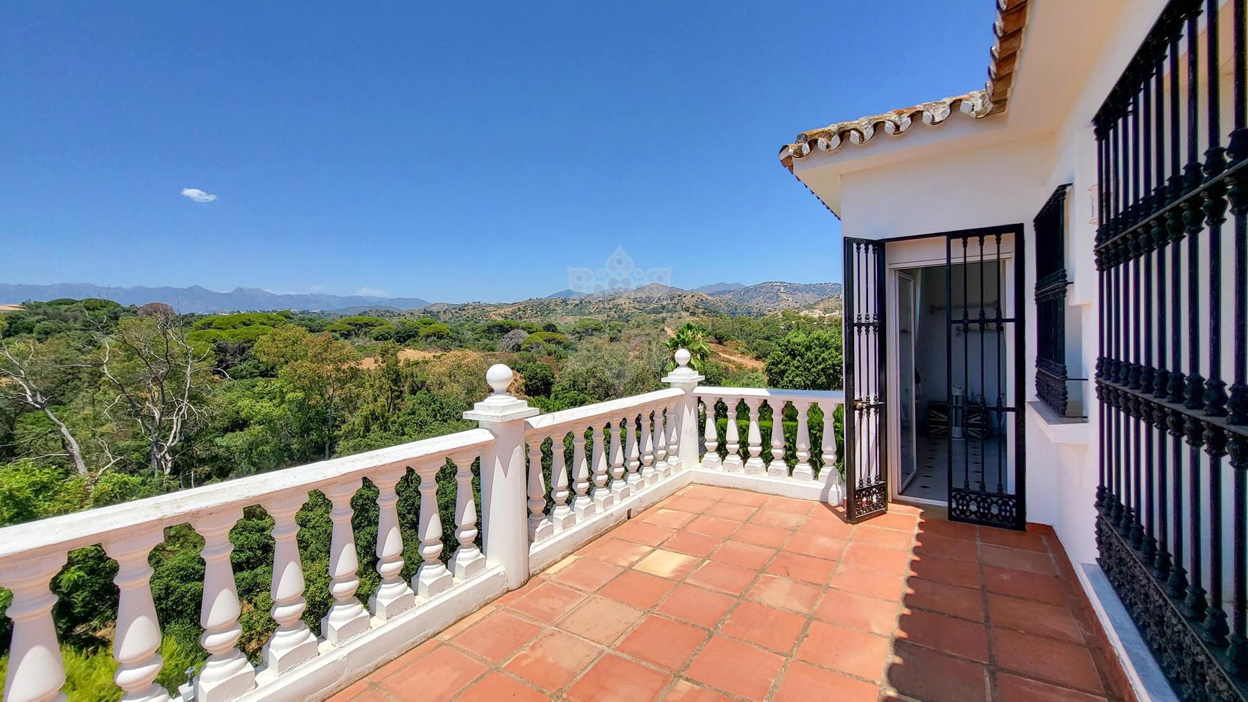 Villa in Elviria, Marbella