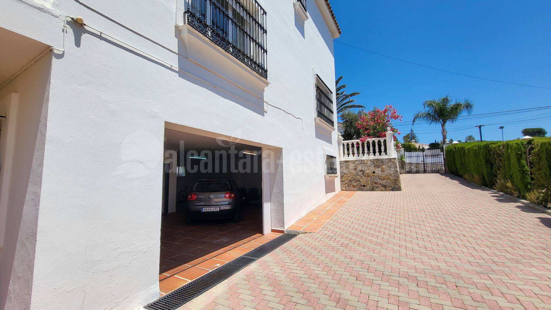 Villa in Elviria, Marbella