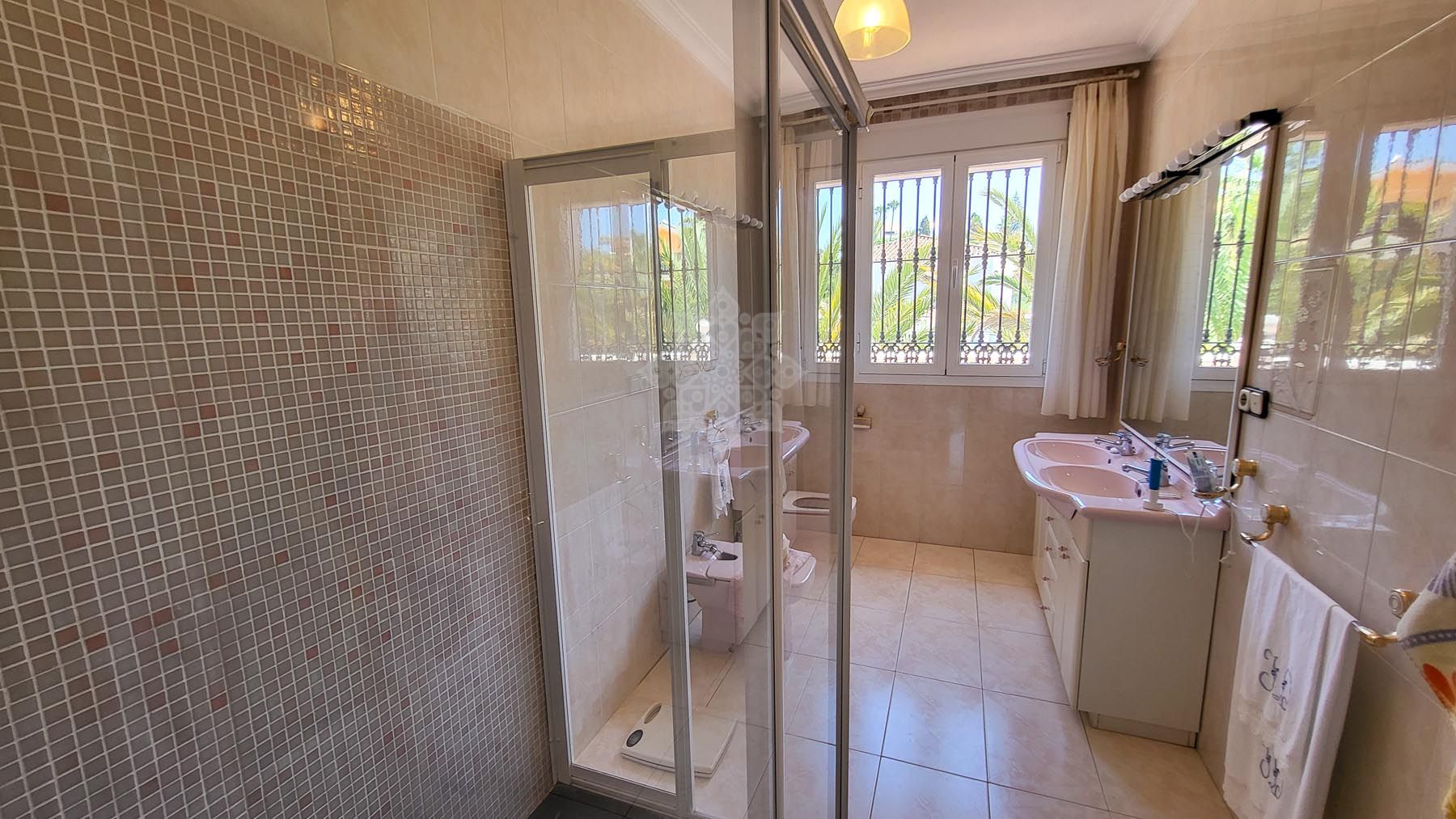 Villa in Elviria, Marbella