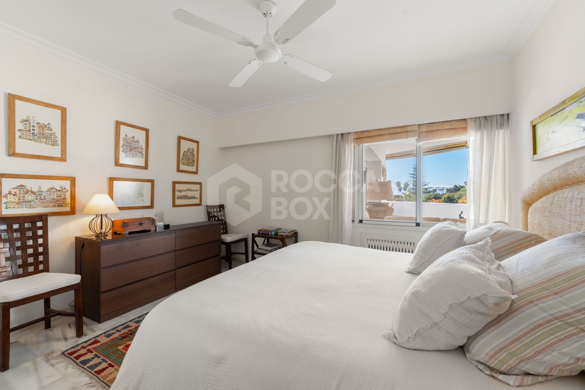 Stunning Apartment with Panoramic Sea Views in Guadalmina Baja, Marbella