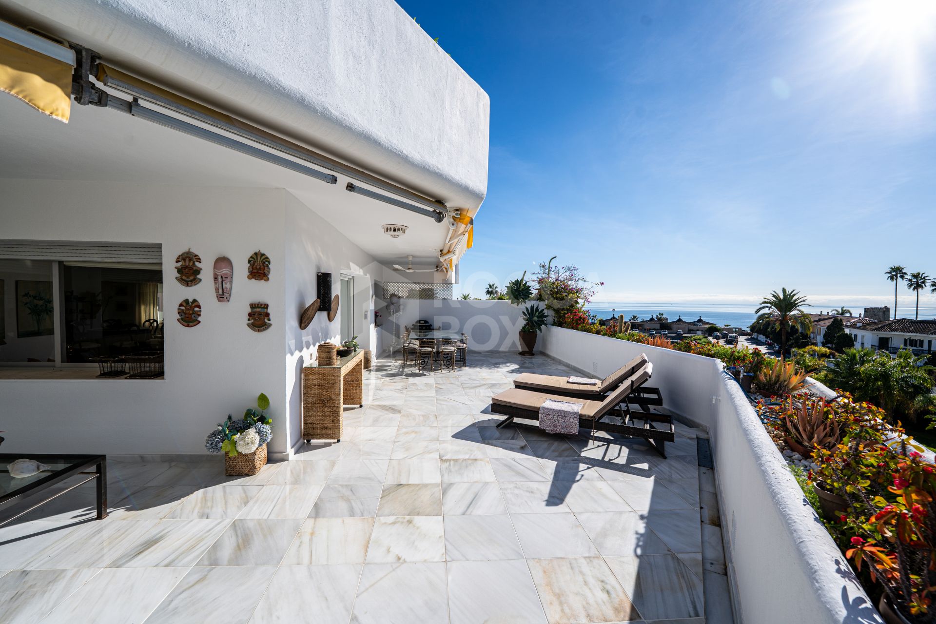 Stunning Apartment with Panoramic Sea Views in Guadalmina Baja, Marbella