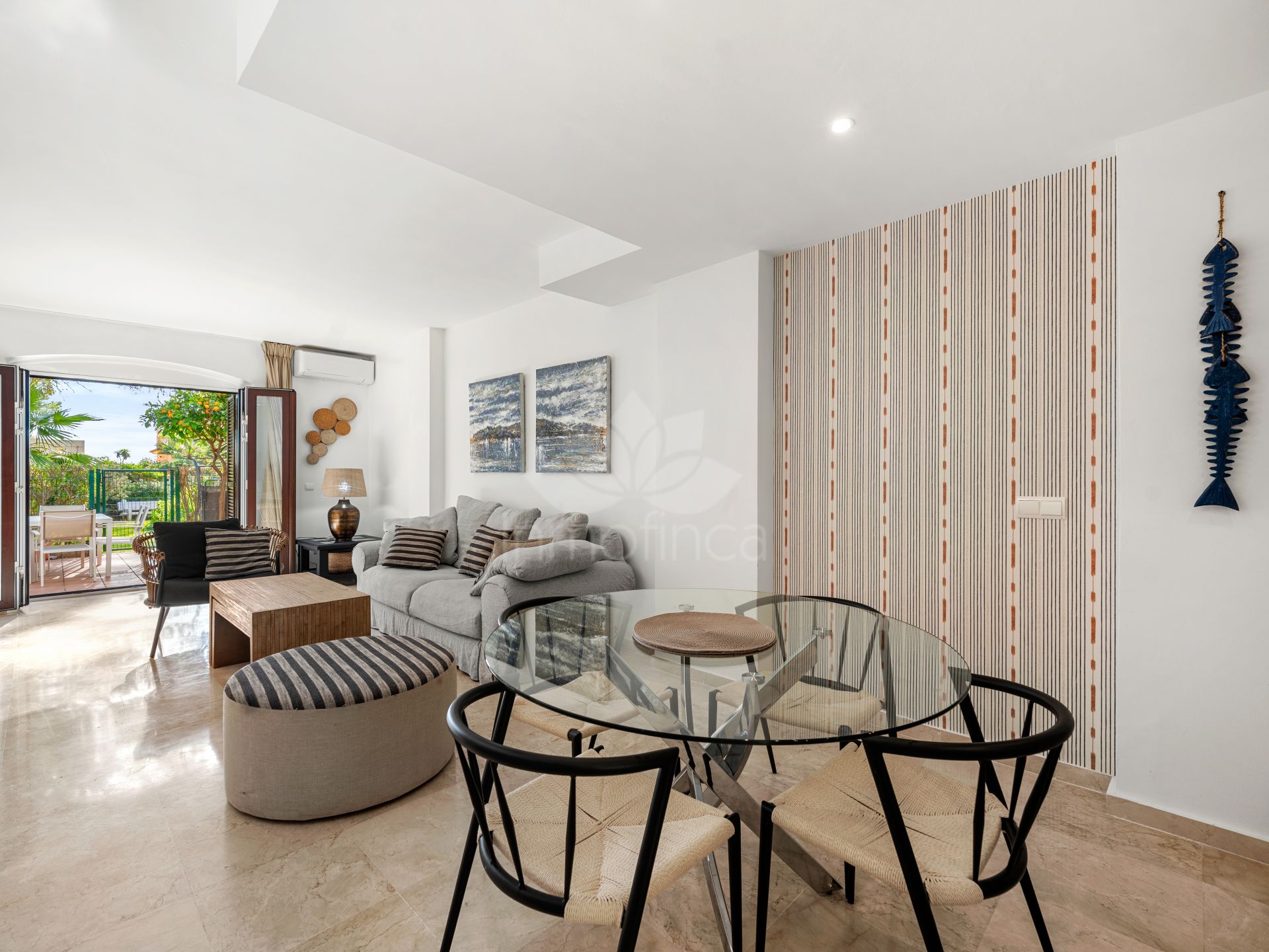 Town House in Punta Plata, Estepona