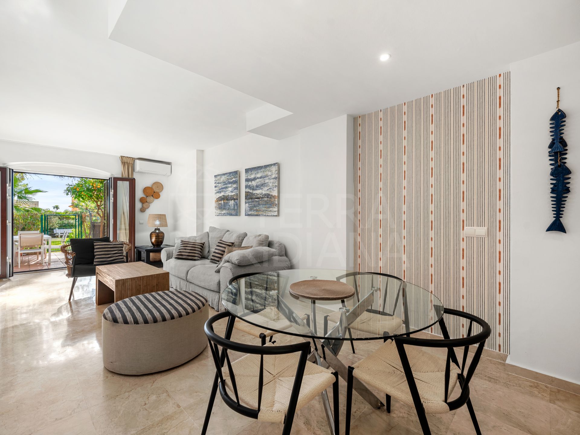 Town House in Punta Plata, Estepona