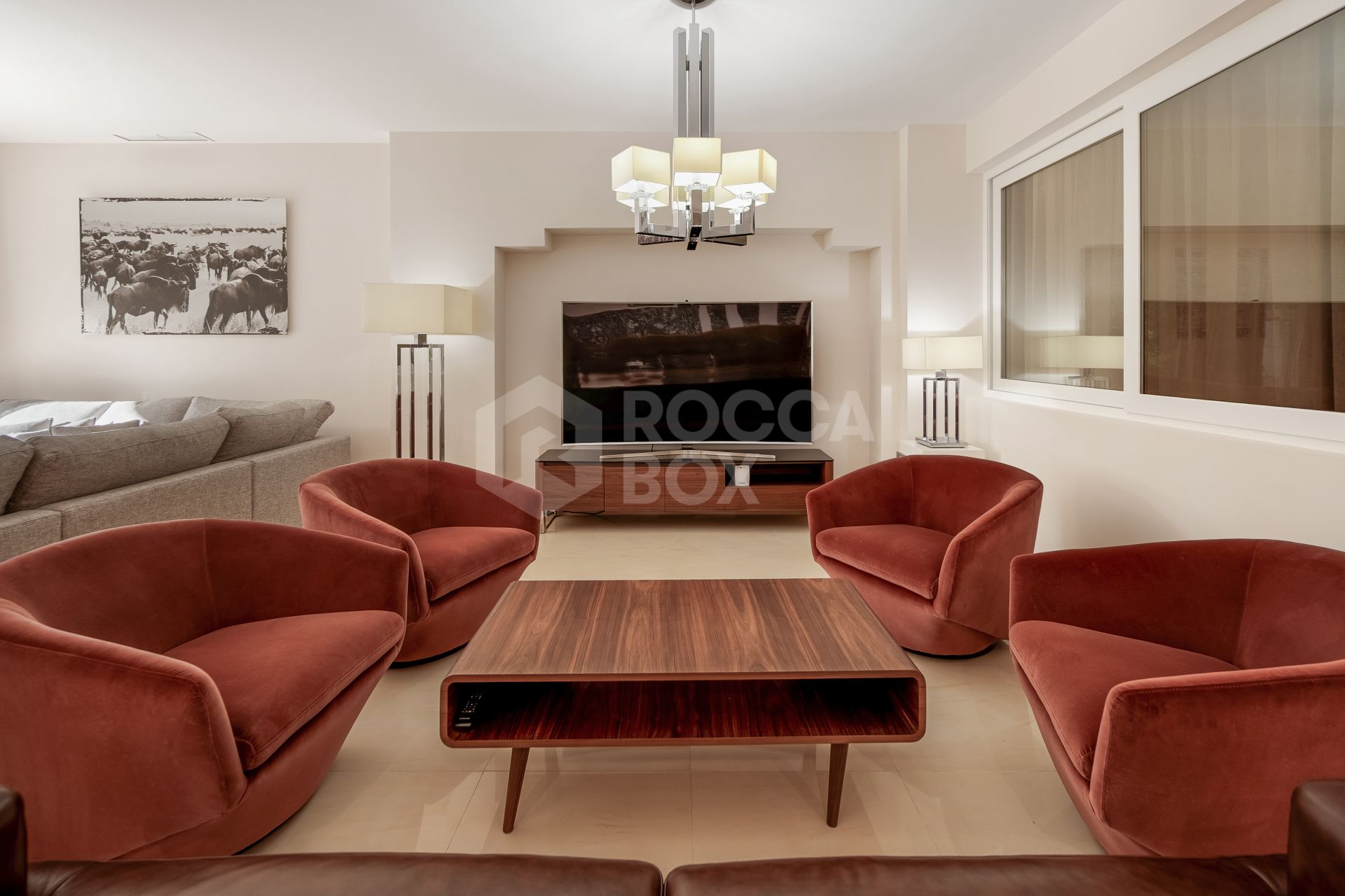 Splendid duplex in a historic residence in the center of Puerto Banus