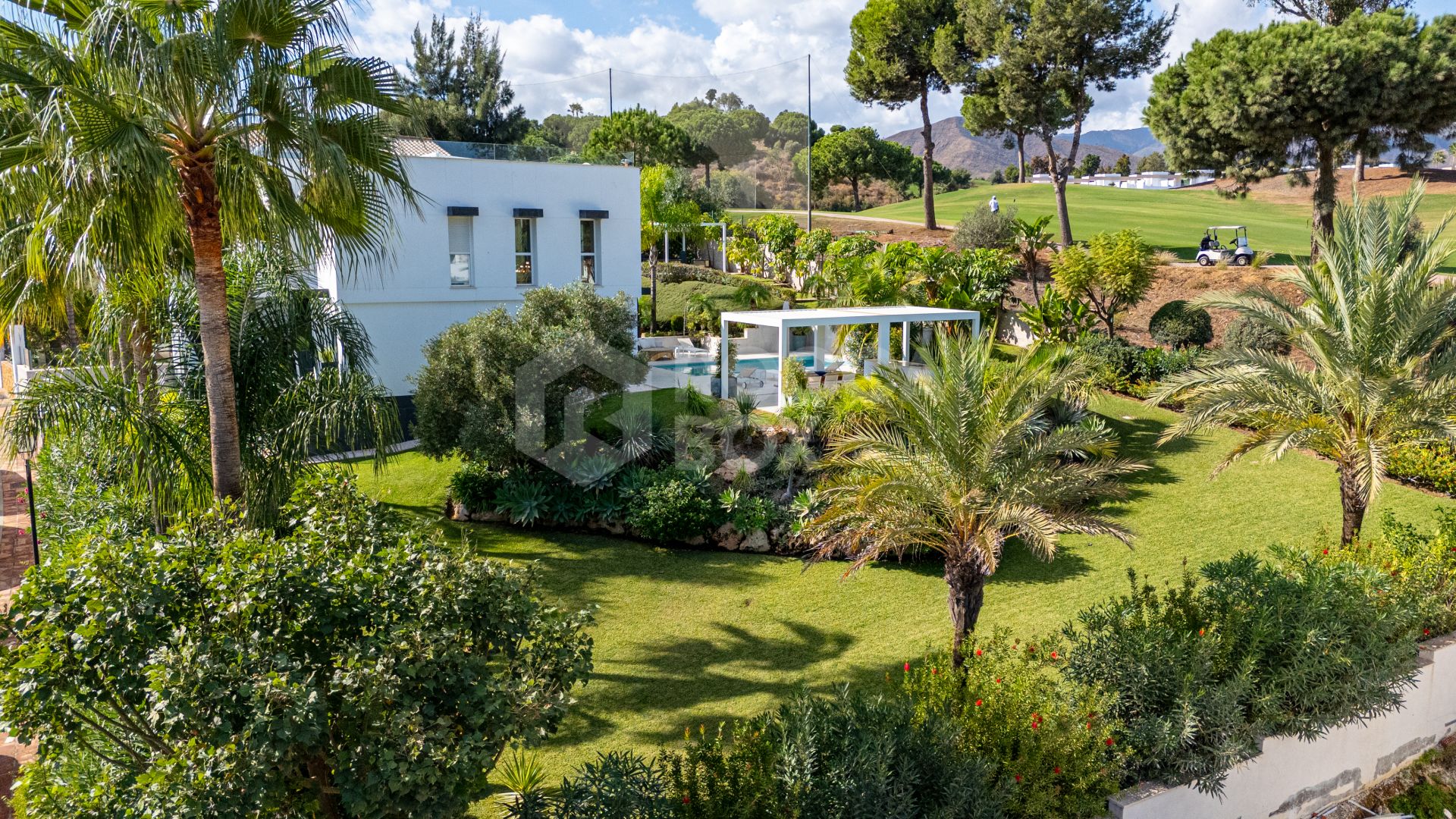 Beautiful contemporary villa on golf course - La Cala Golf