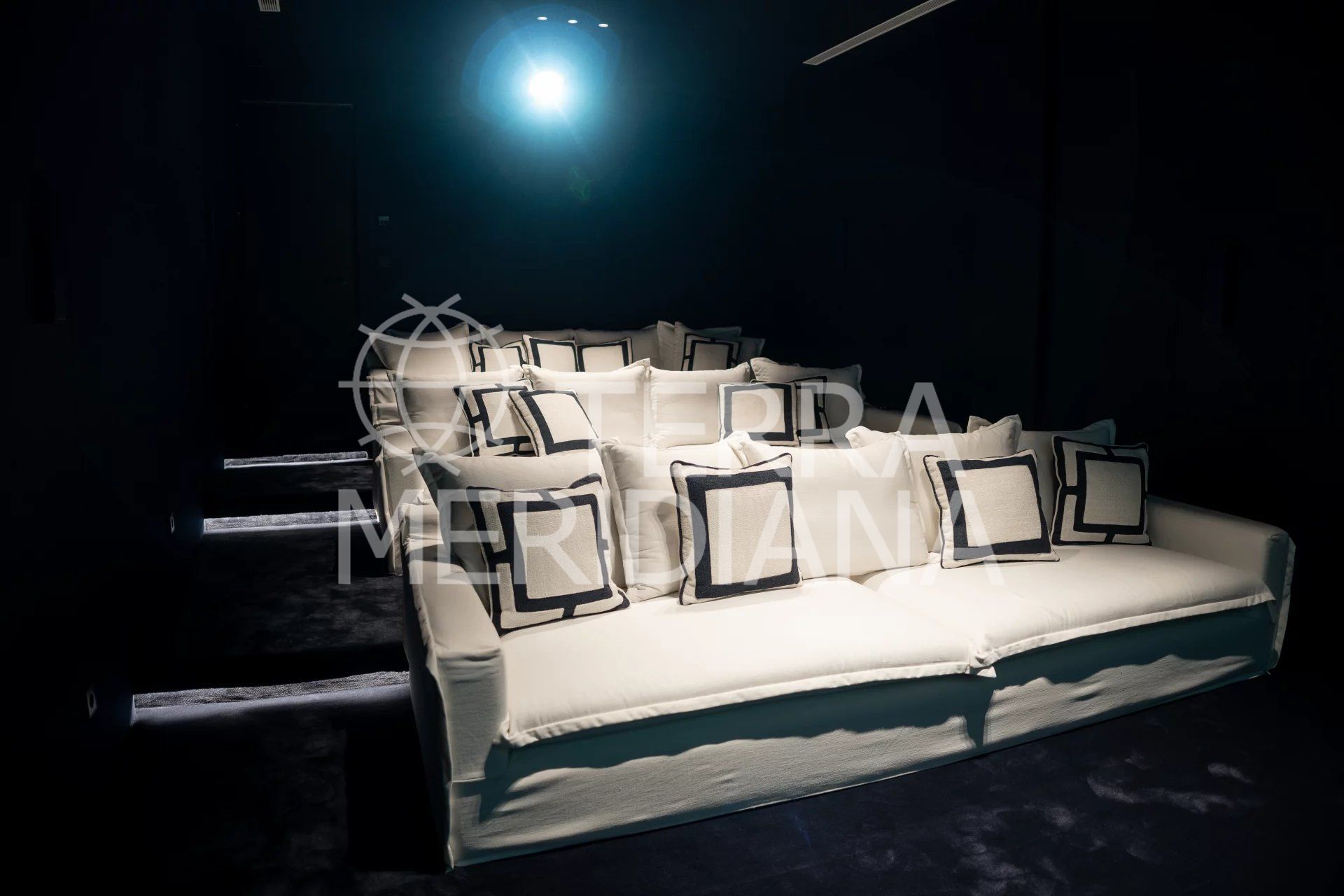 Villa in Kings & Queens, Sotogrande