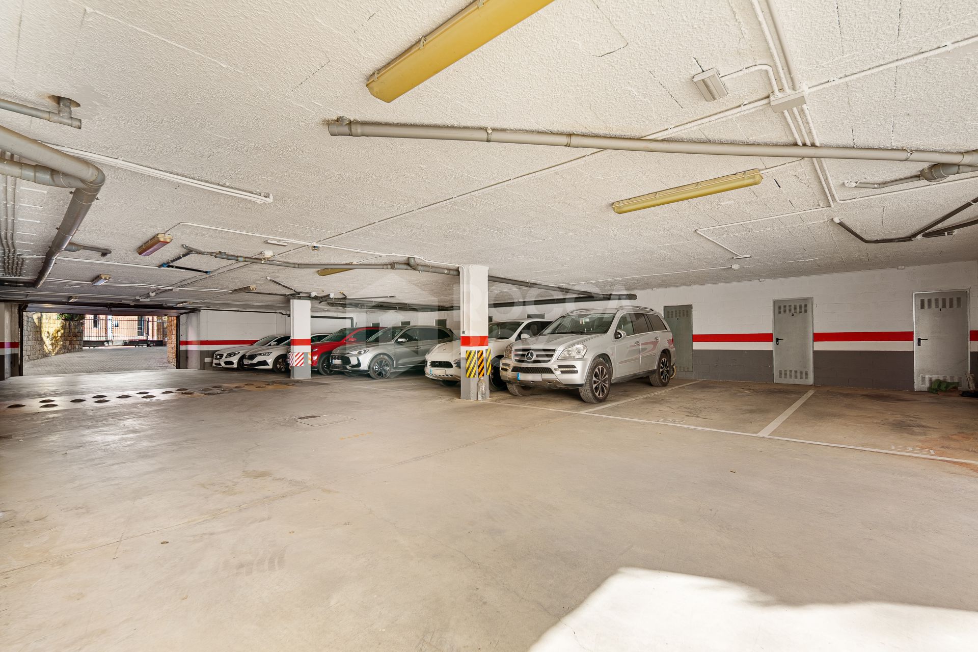 Renovated 2-Bedroom Apartment with Tourist License – 150m from the Sea