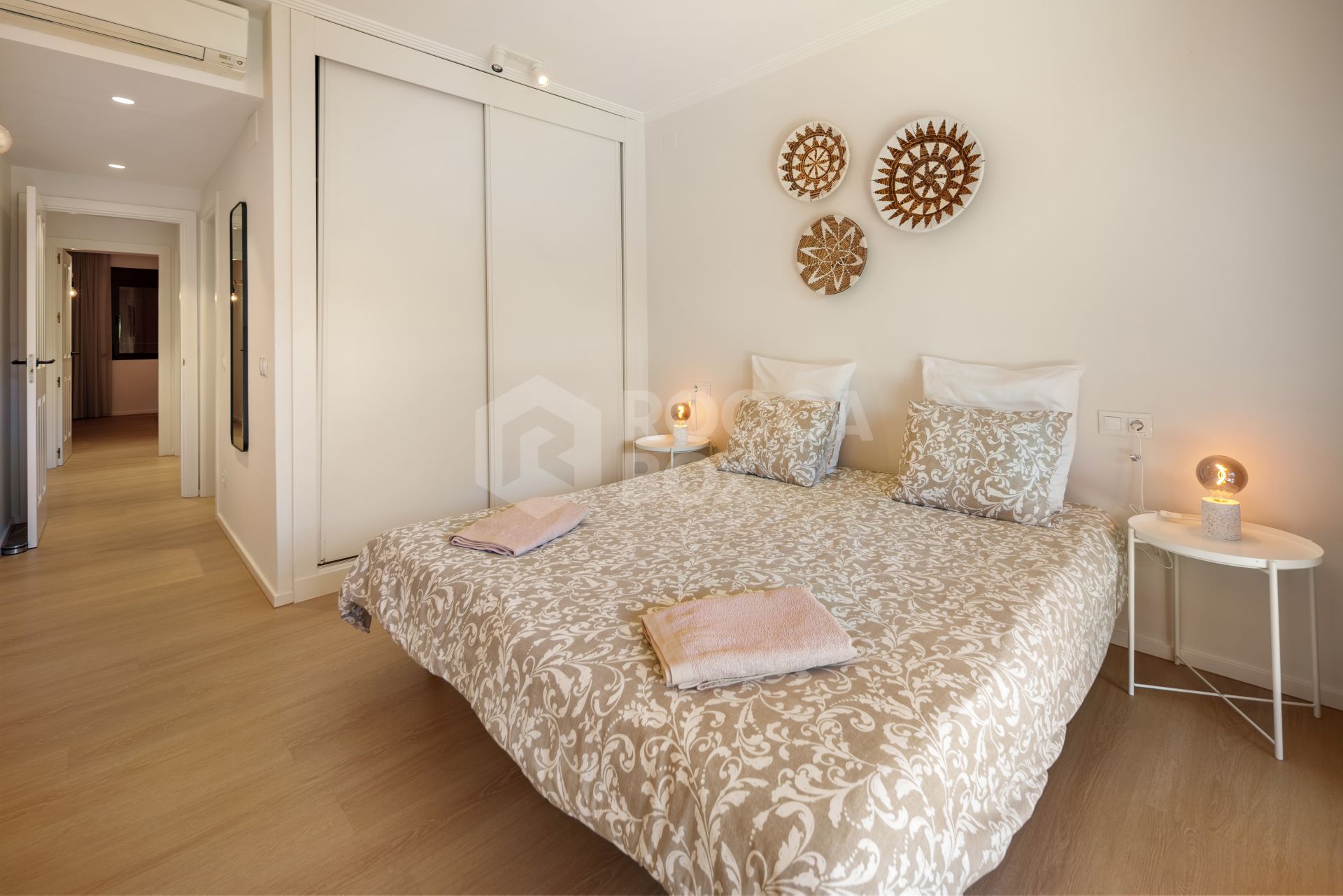 Renovated 2-Bedroom Apartment with Tourist License – 150m from the Sea