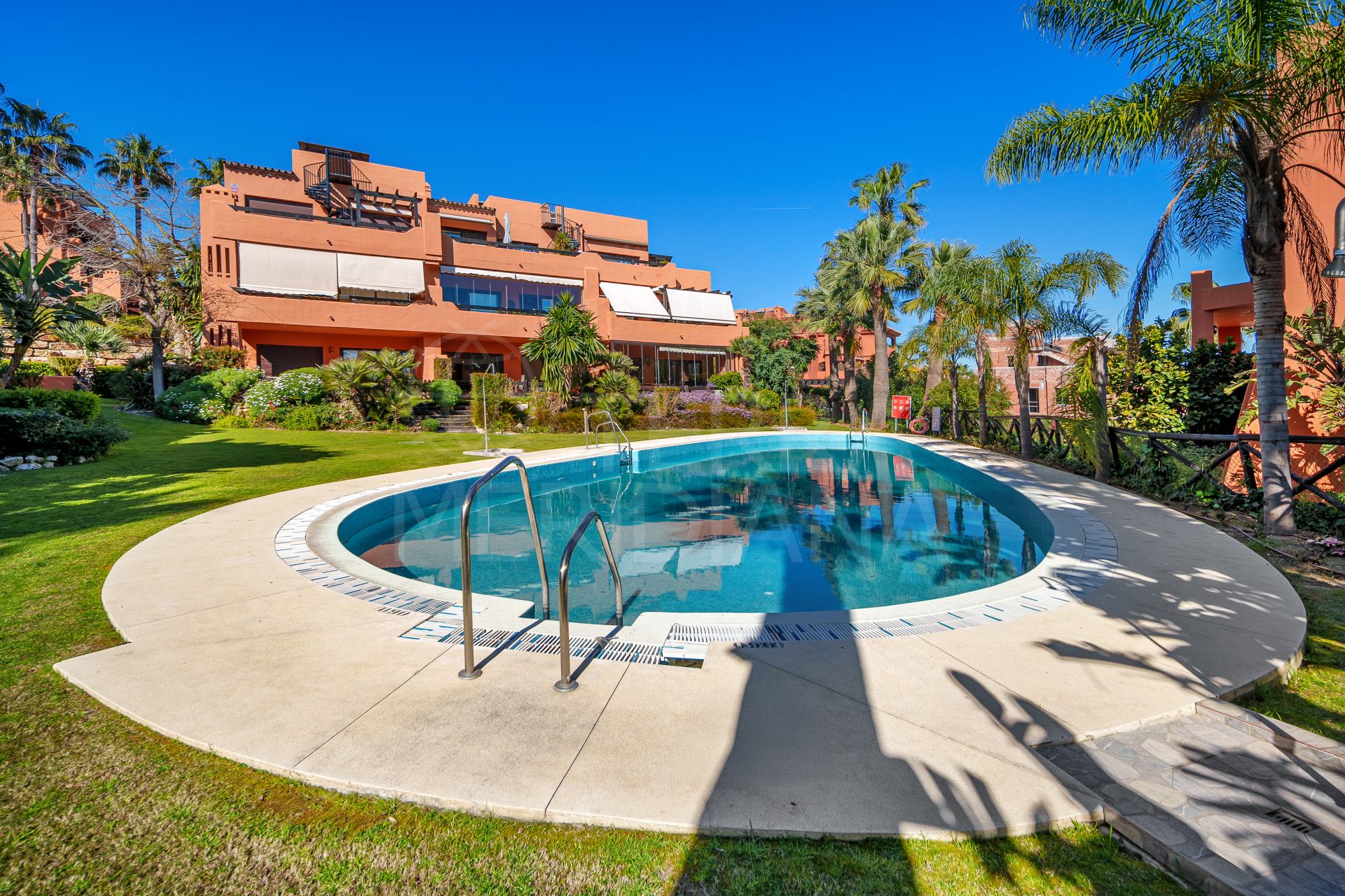 Ground Floor Apartment in Buenas Noches, Estepona