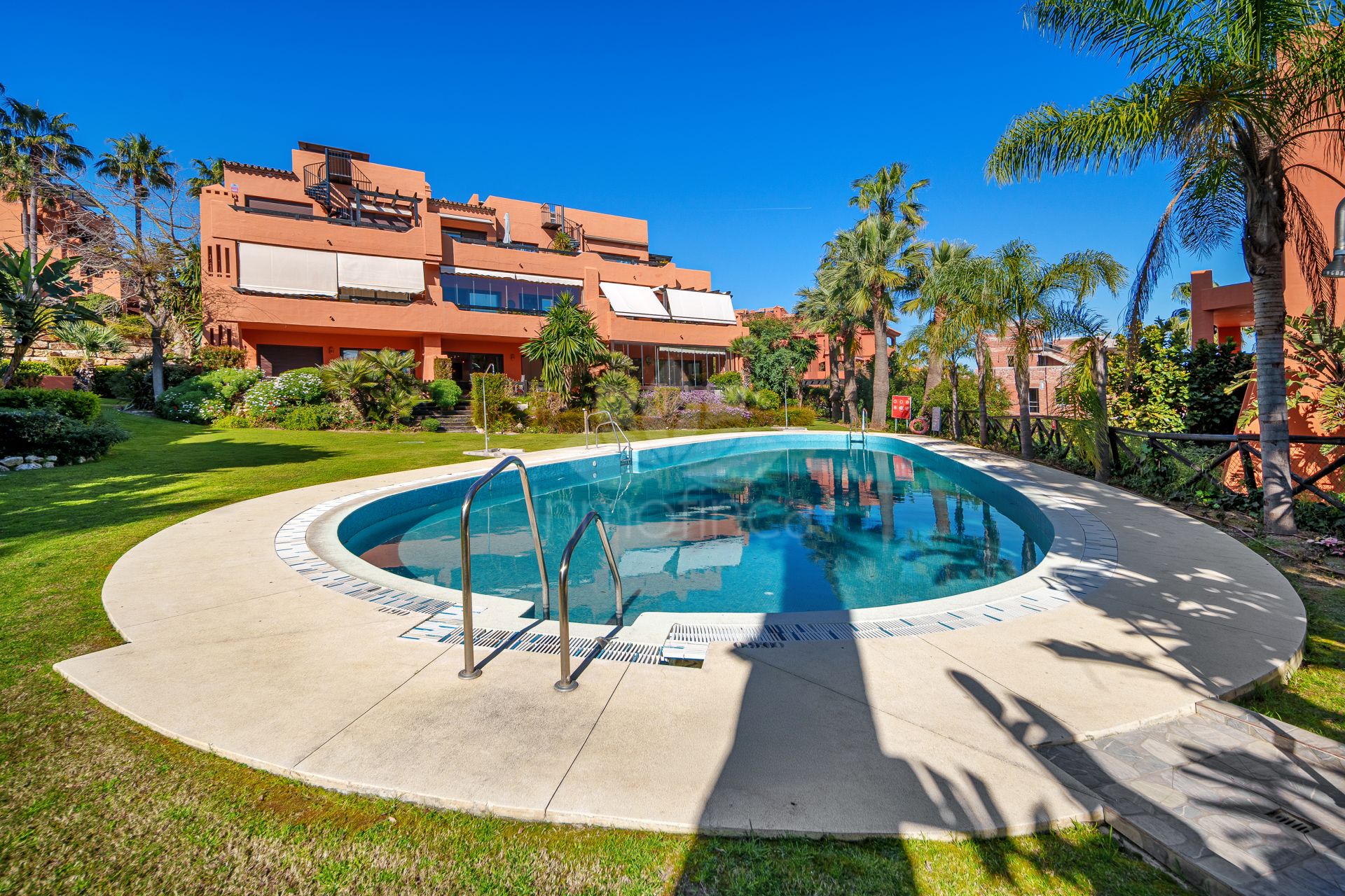 Ground Floor Apartment in Buenas Noches, Estepona