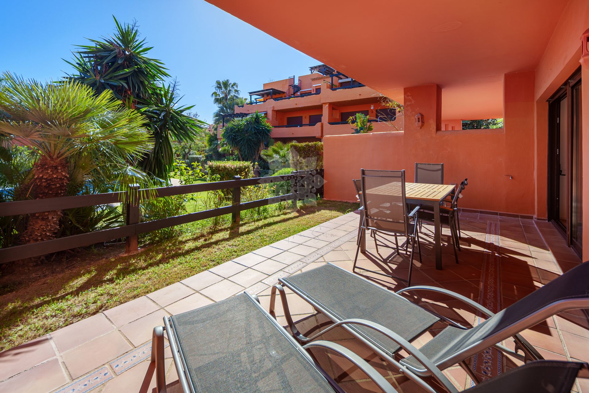 Ground Floor Apartment in Buenas Noches, Estepona