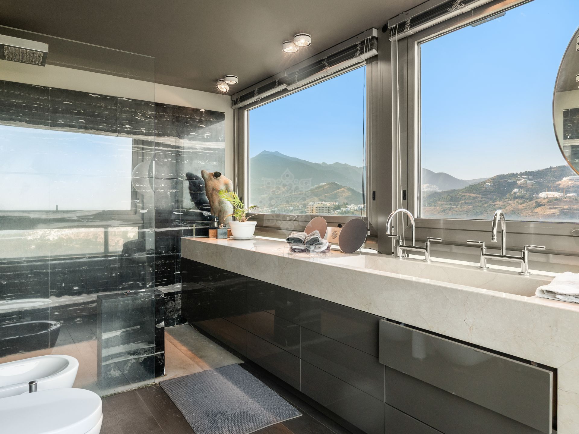 Penthouse in Torre Real, Marbella