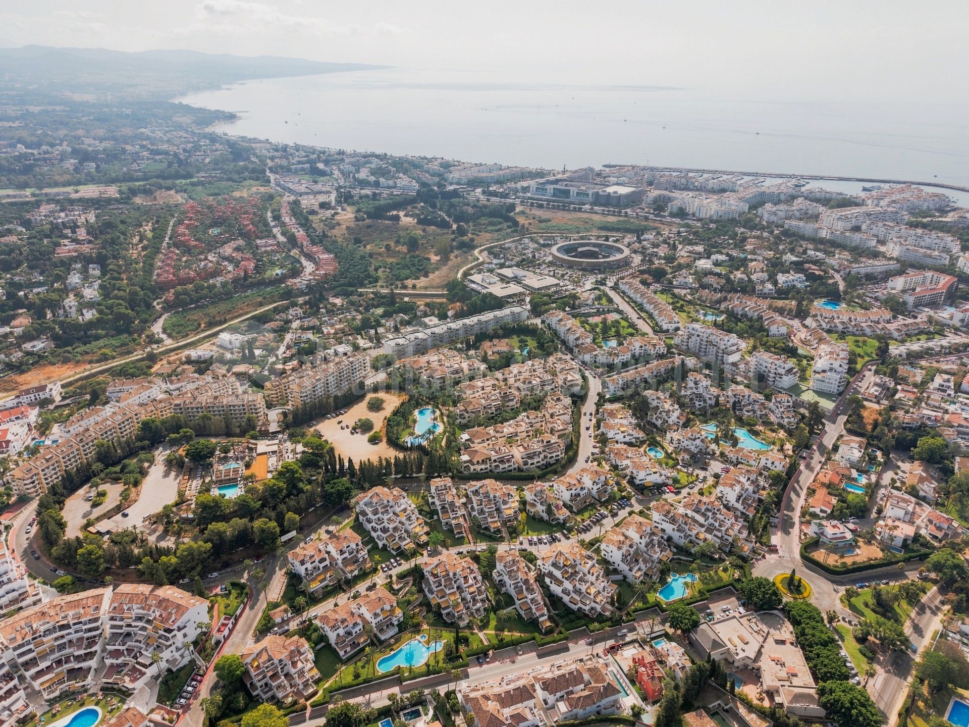 Apartamento en Aldea Blanca, Marbella