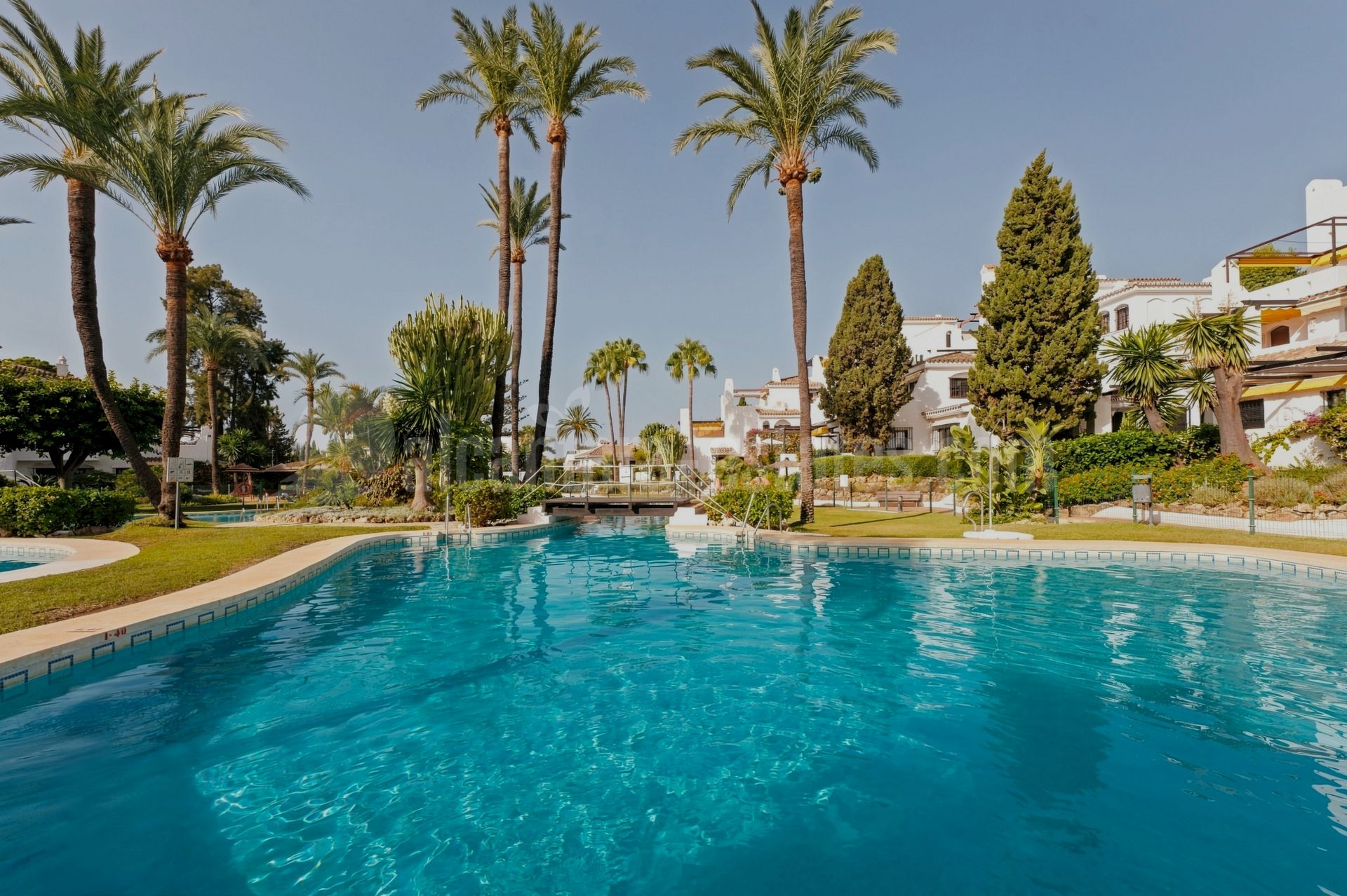 Apartamento en Aldea Blanca, Marbella