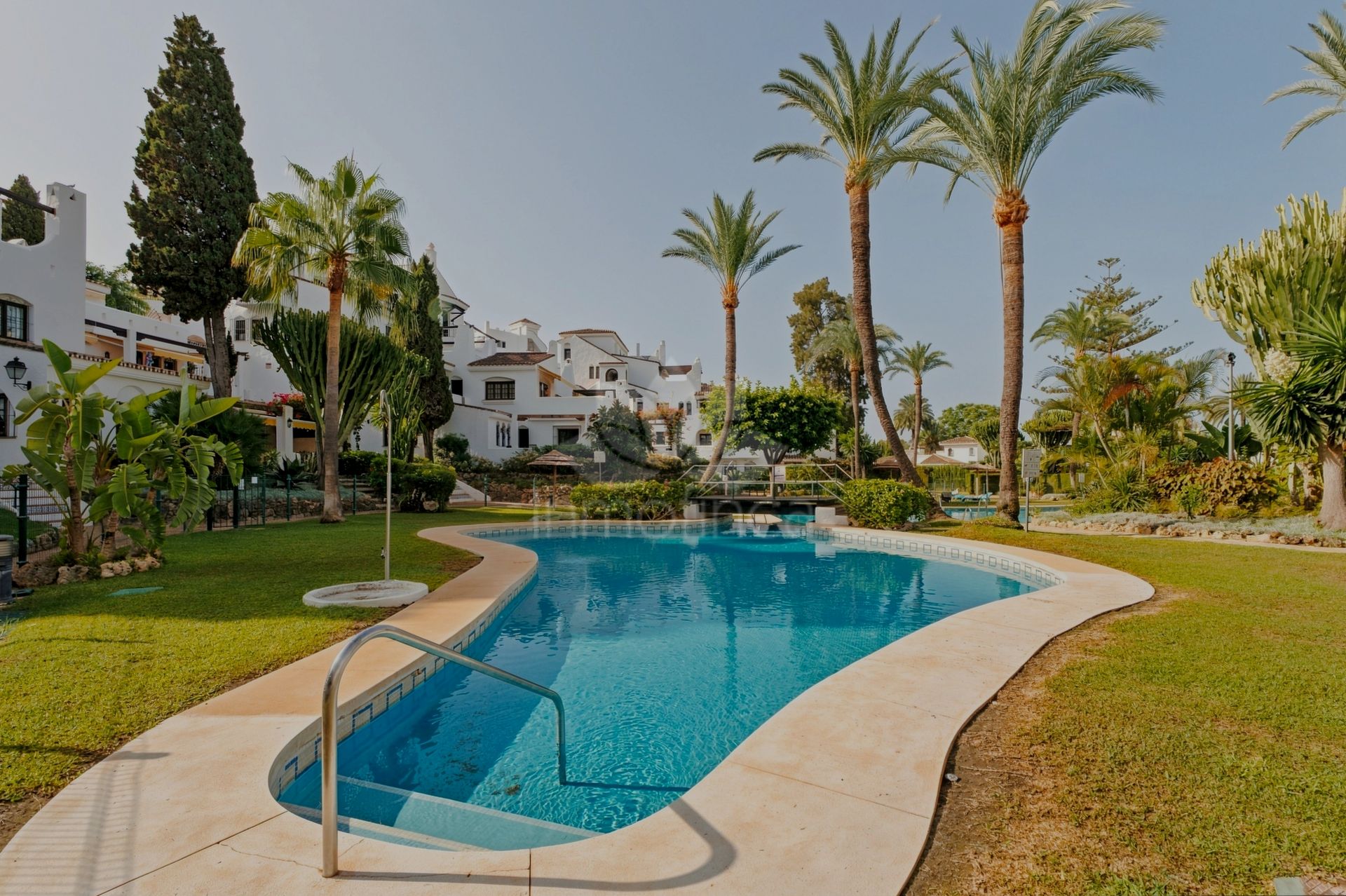 Apartment in Aldea Blanca, Marbella