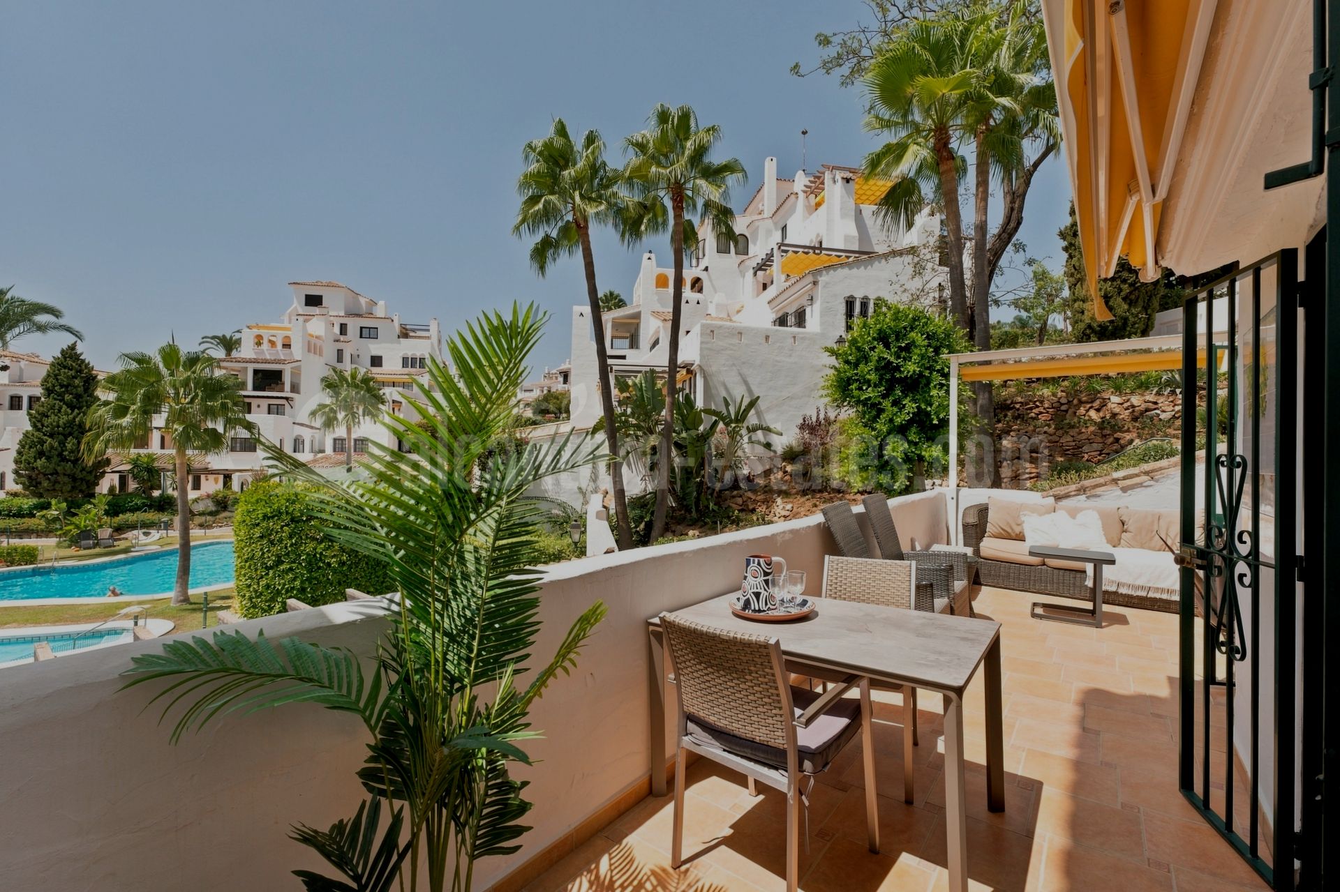 Apartamento en Aldea Blanca, Marbella