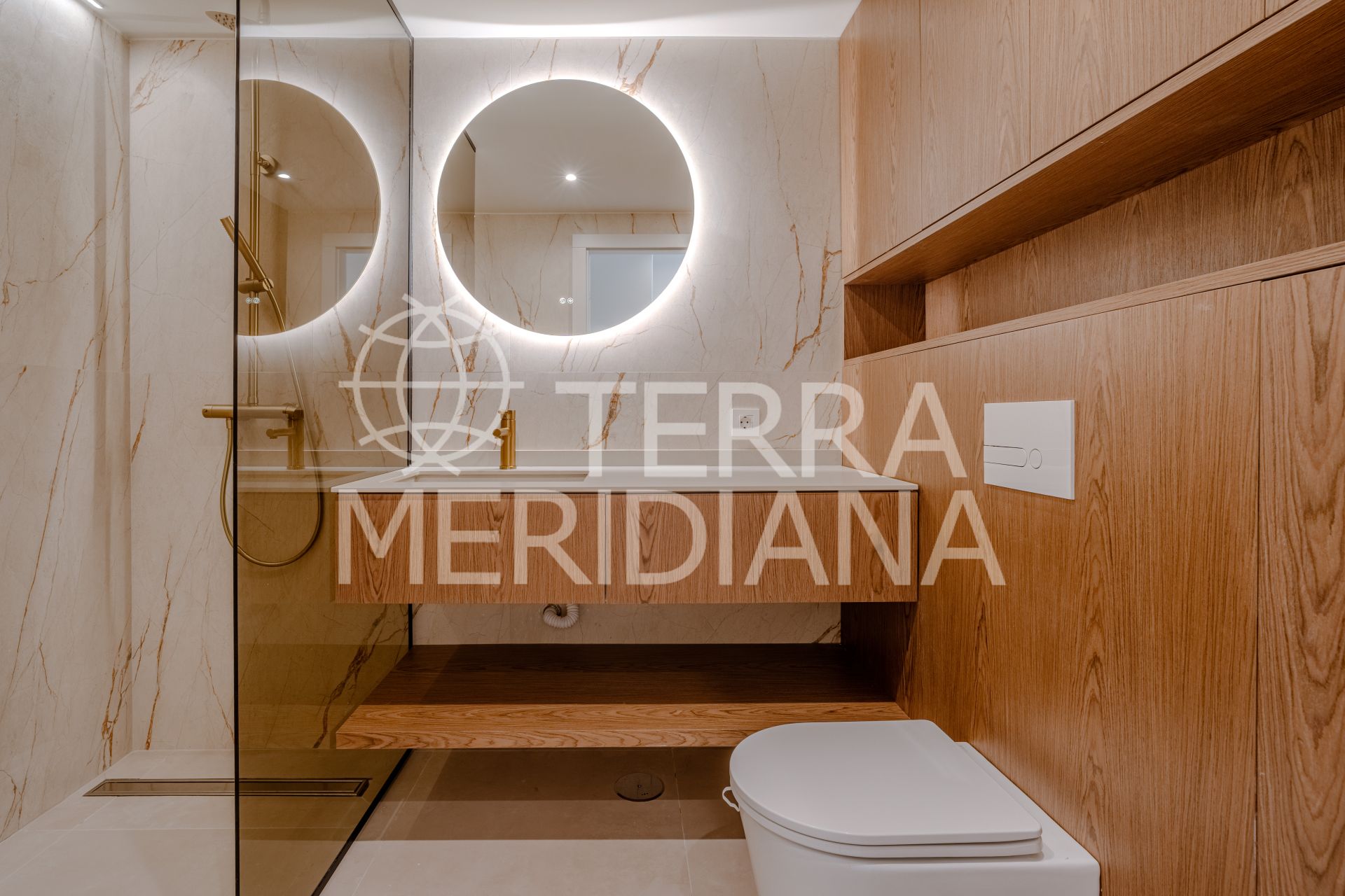 Apartment in Los Pinos de Aloha, Marbella