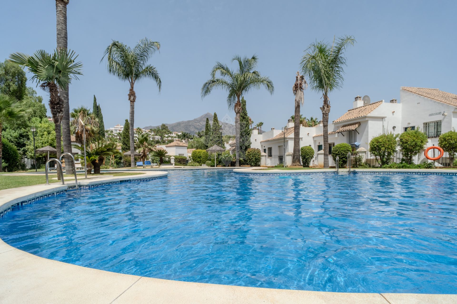 Apartment in Aloha, Marbella