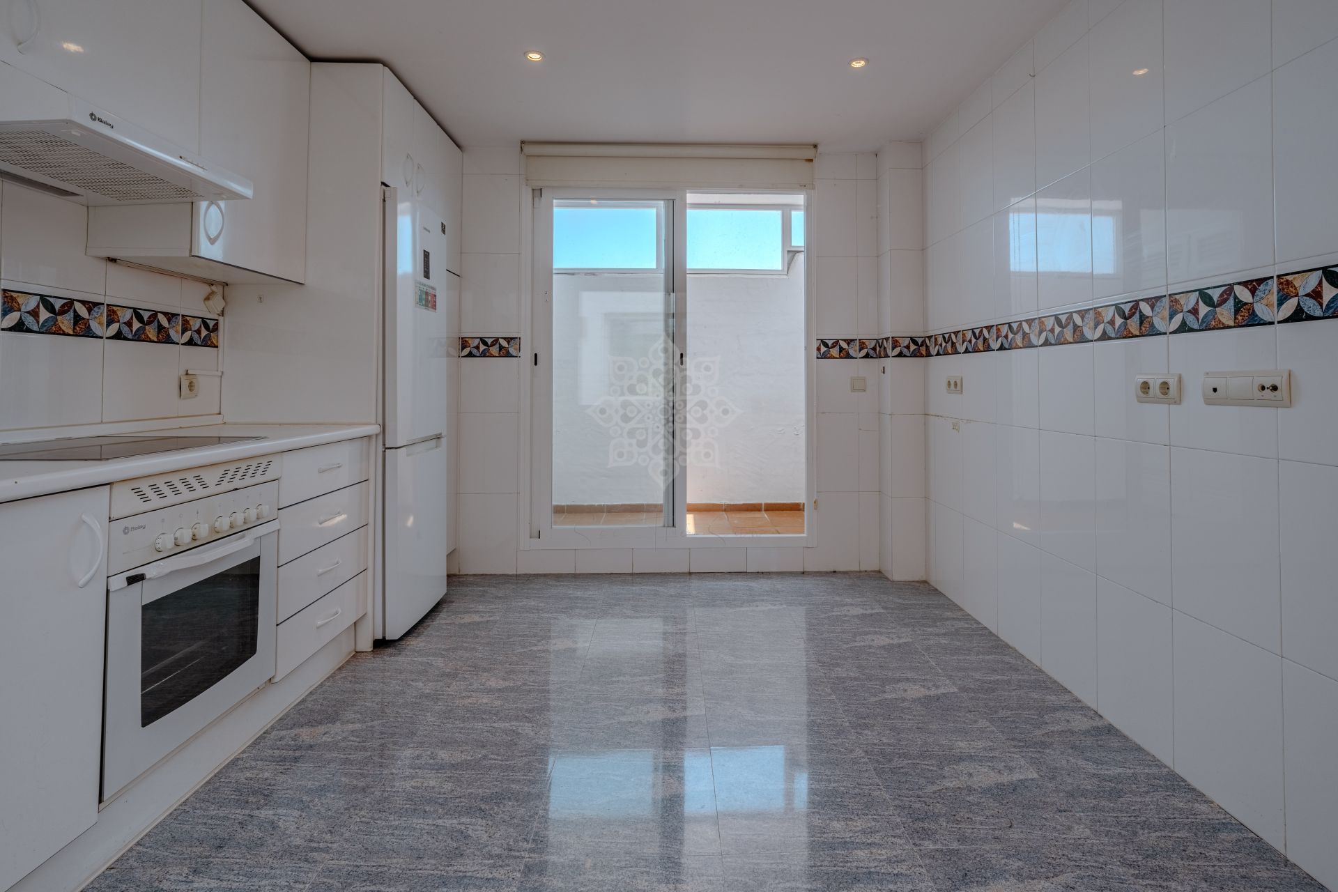 Semi Detached House in Selwo, Estepona