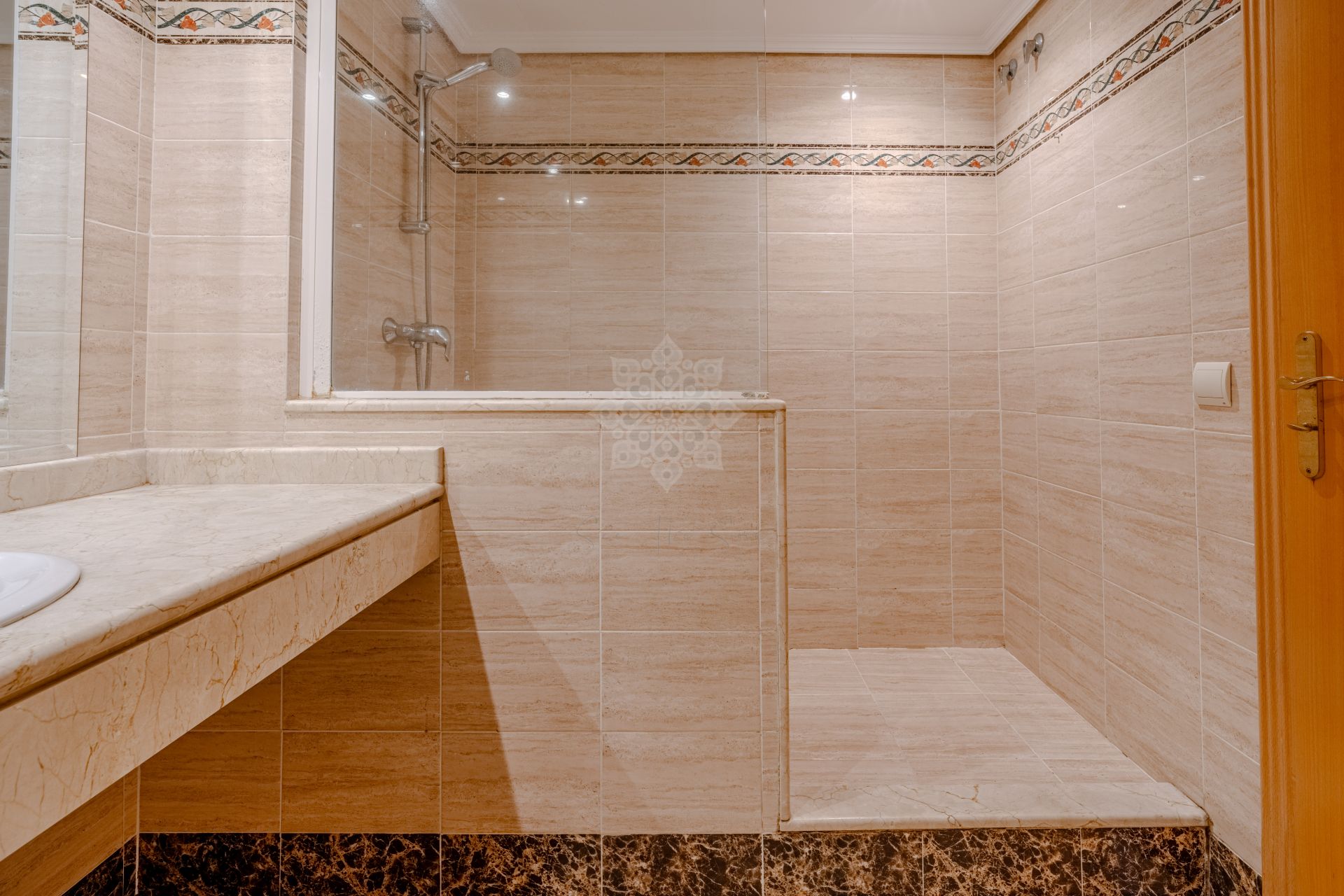 Semi Detached House in Selwo, Estepona