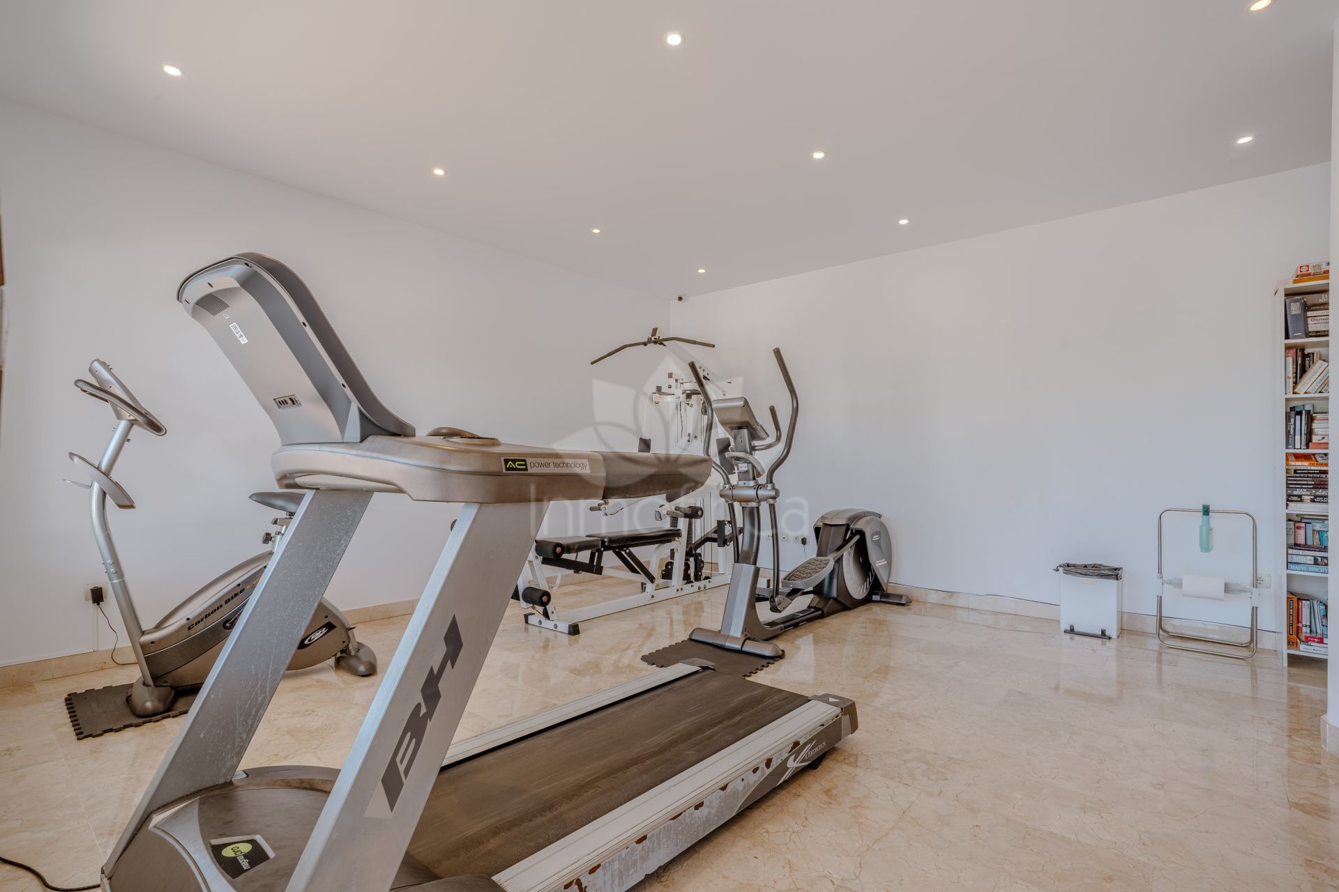 Semi Detached House in Selwo, Estepona