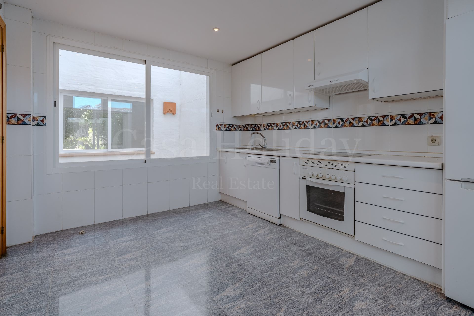 Semi Detached House in Selwo, Estepona