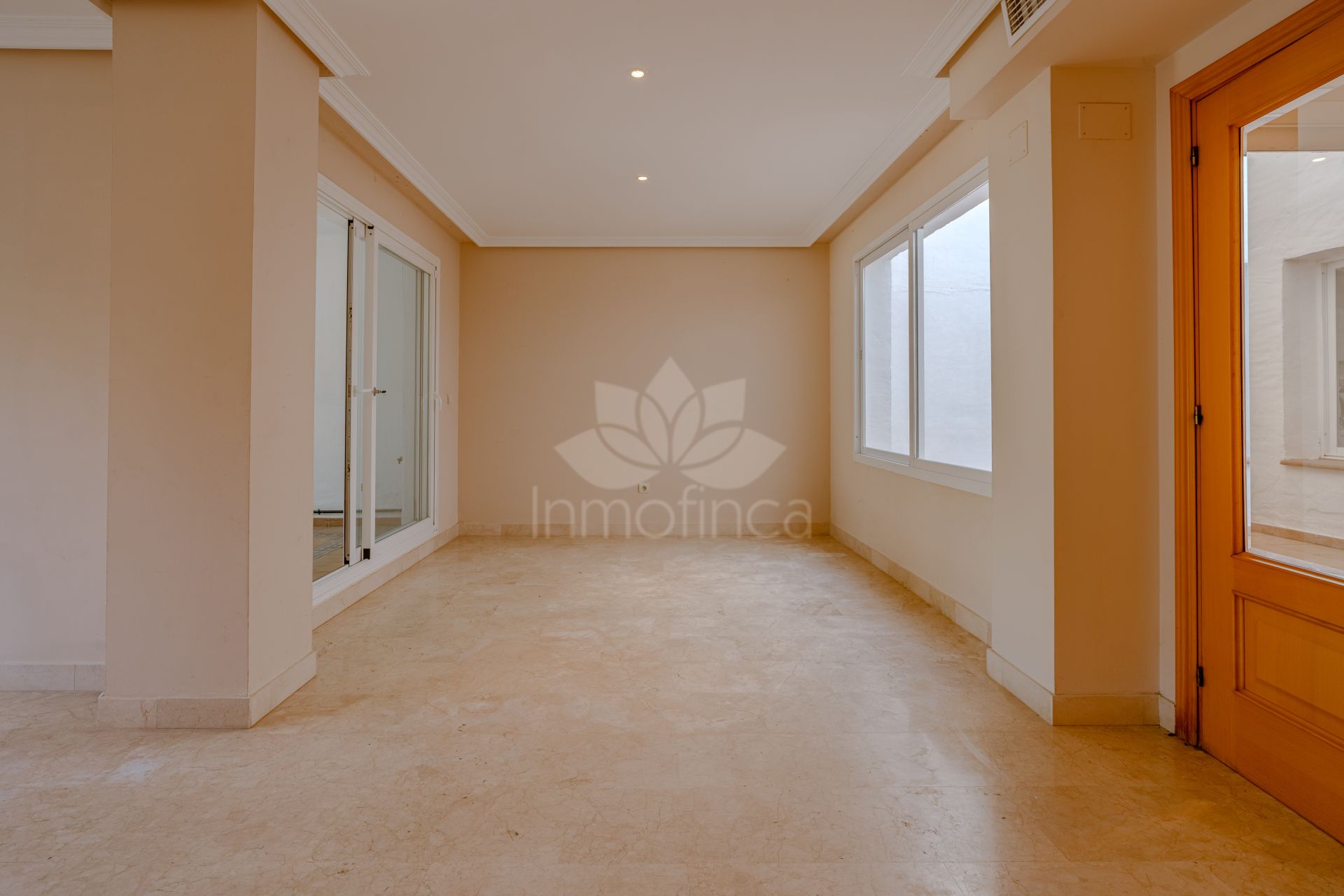 Semi Detached House in Selwo, Estepona