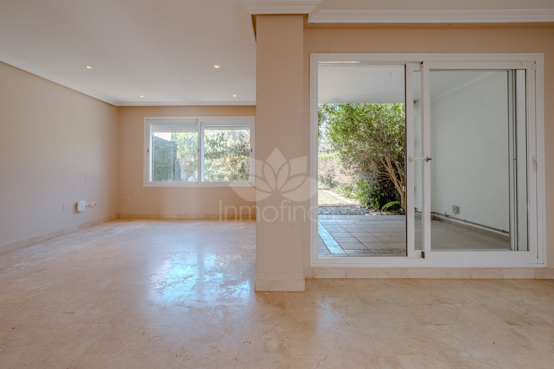 Semi Detached House in Selwo, Estepona