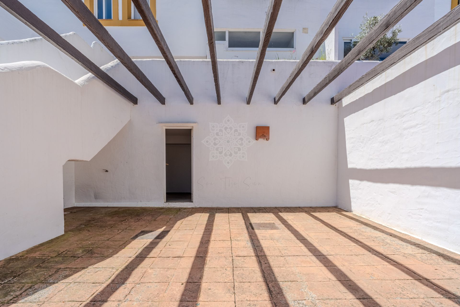 Semi Detached House in Selwo, Estepona