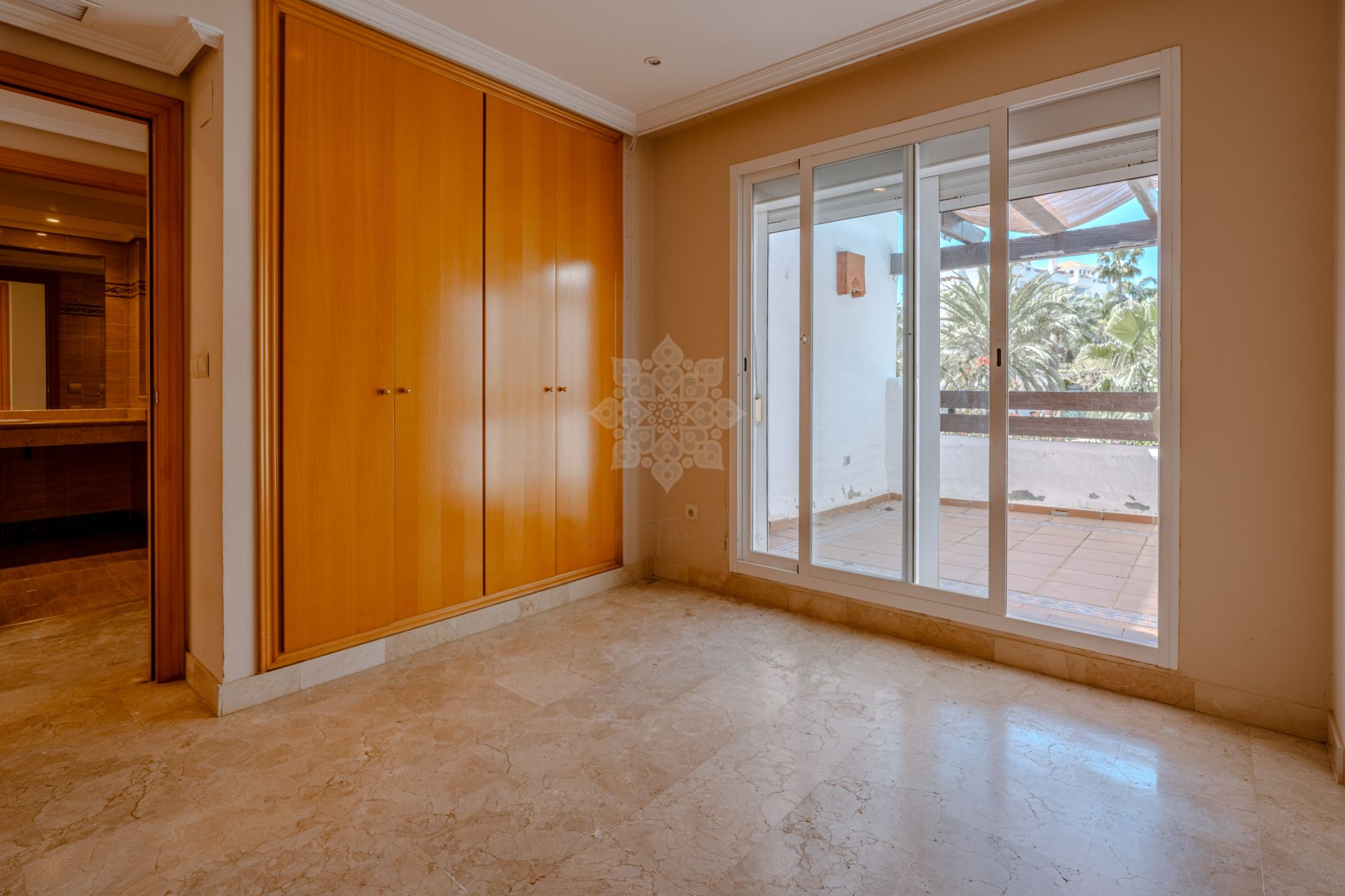 Semi Detached House in Selwo, Estepona