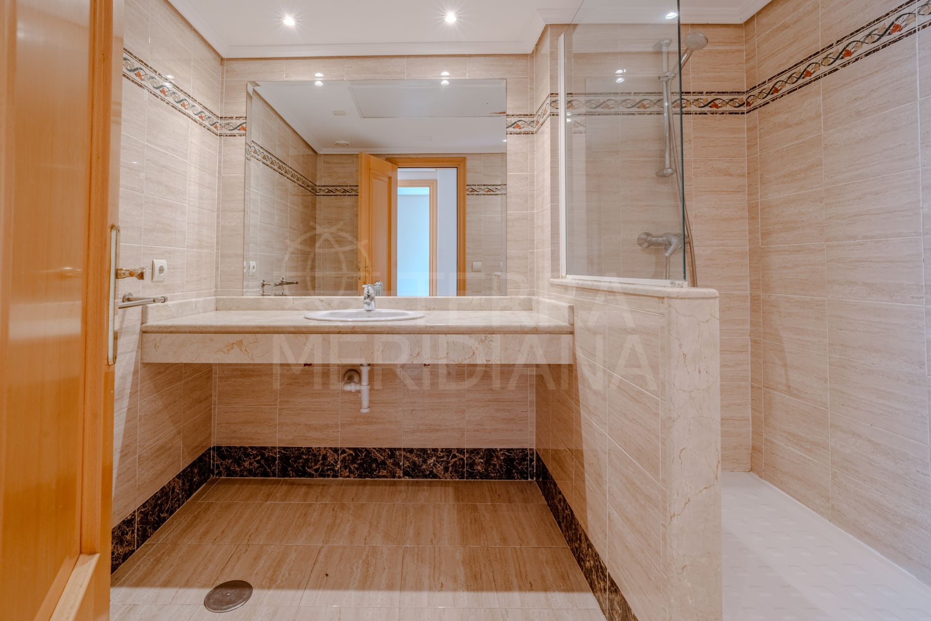 Semi Detached House in Selwo, Estepona