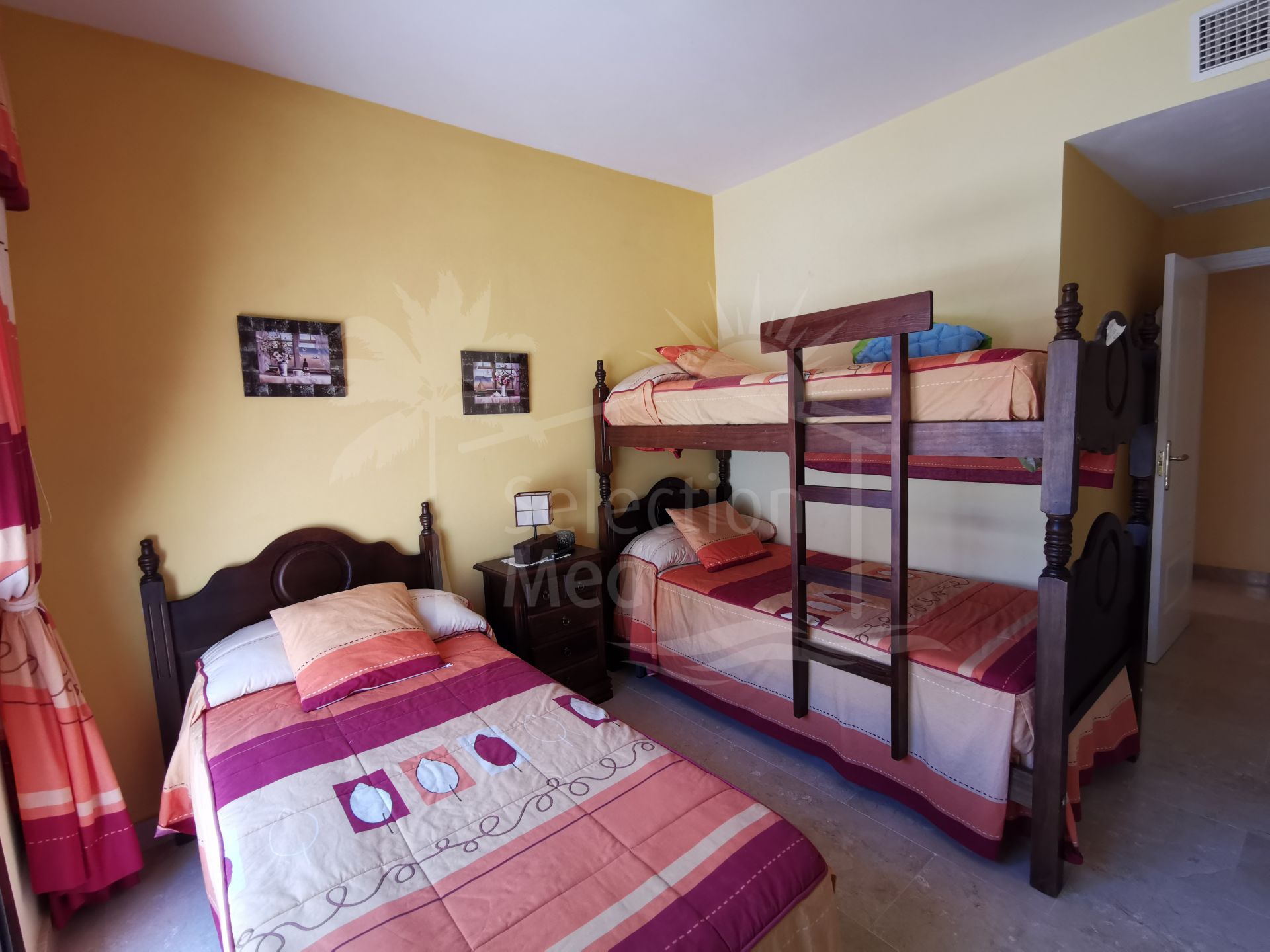 Three Bedroom Apartment in Duquesa Village, La Duquesa Golf, Manilva, Costa del Sol