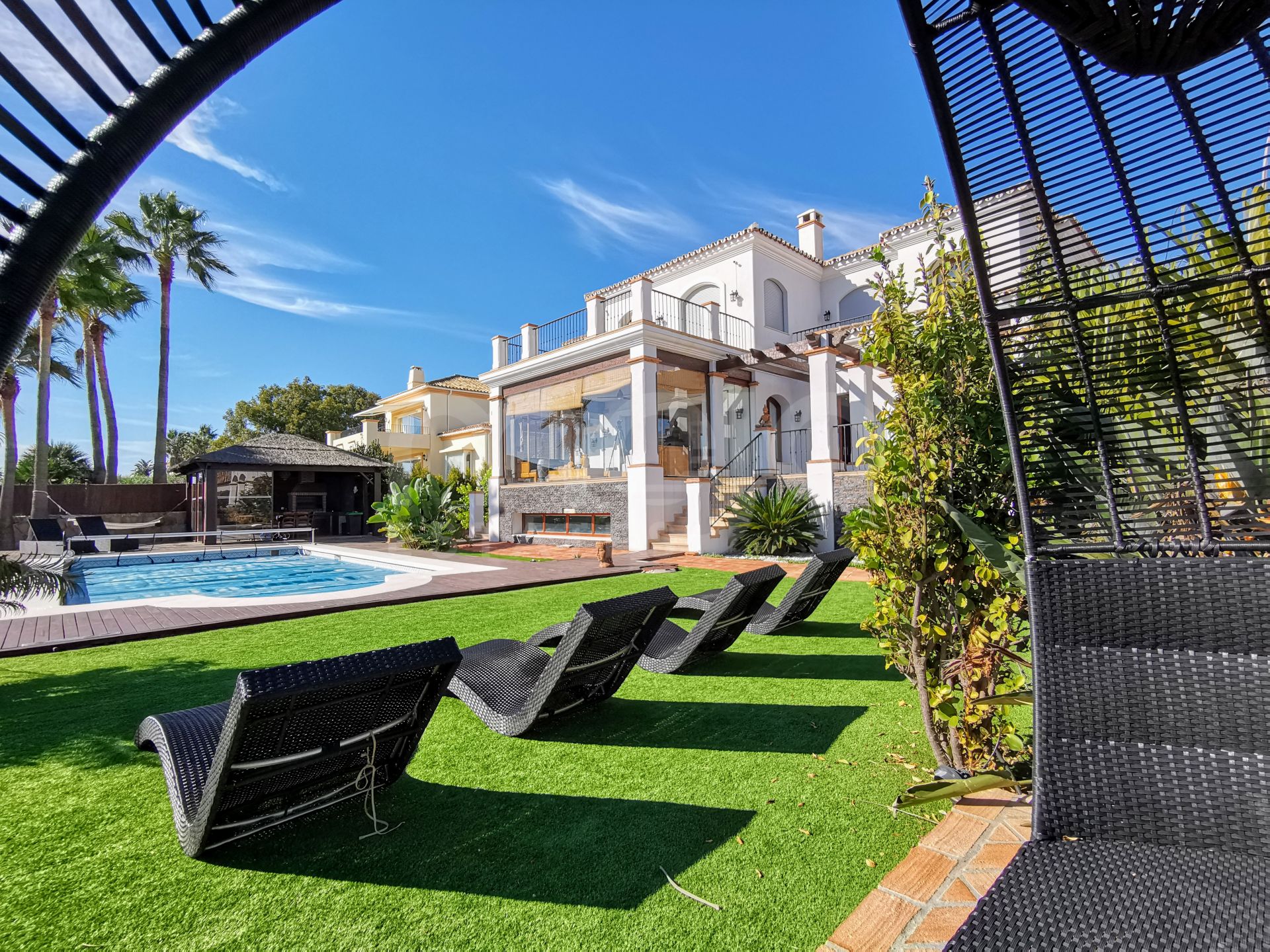 Villa en venta en La Paloma, Manilva