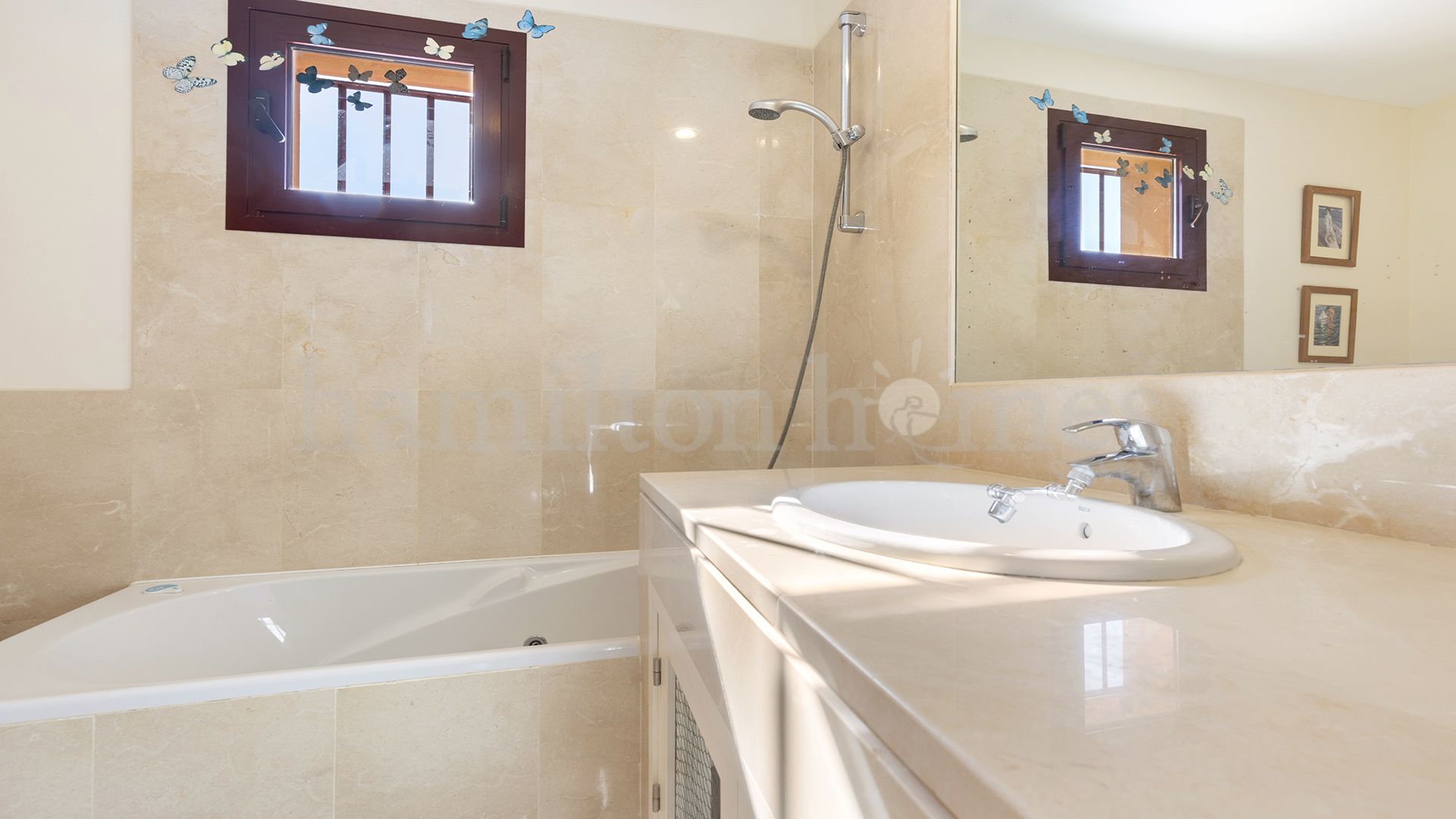 Ground Floor Apartment in Bahia de las Rocas, Manilva