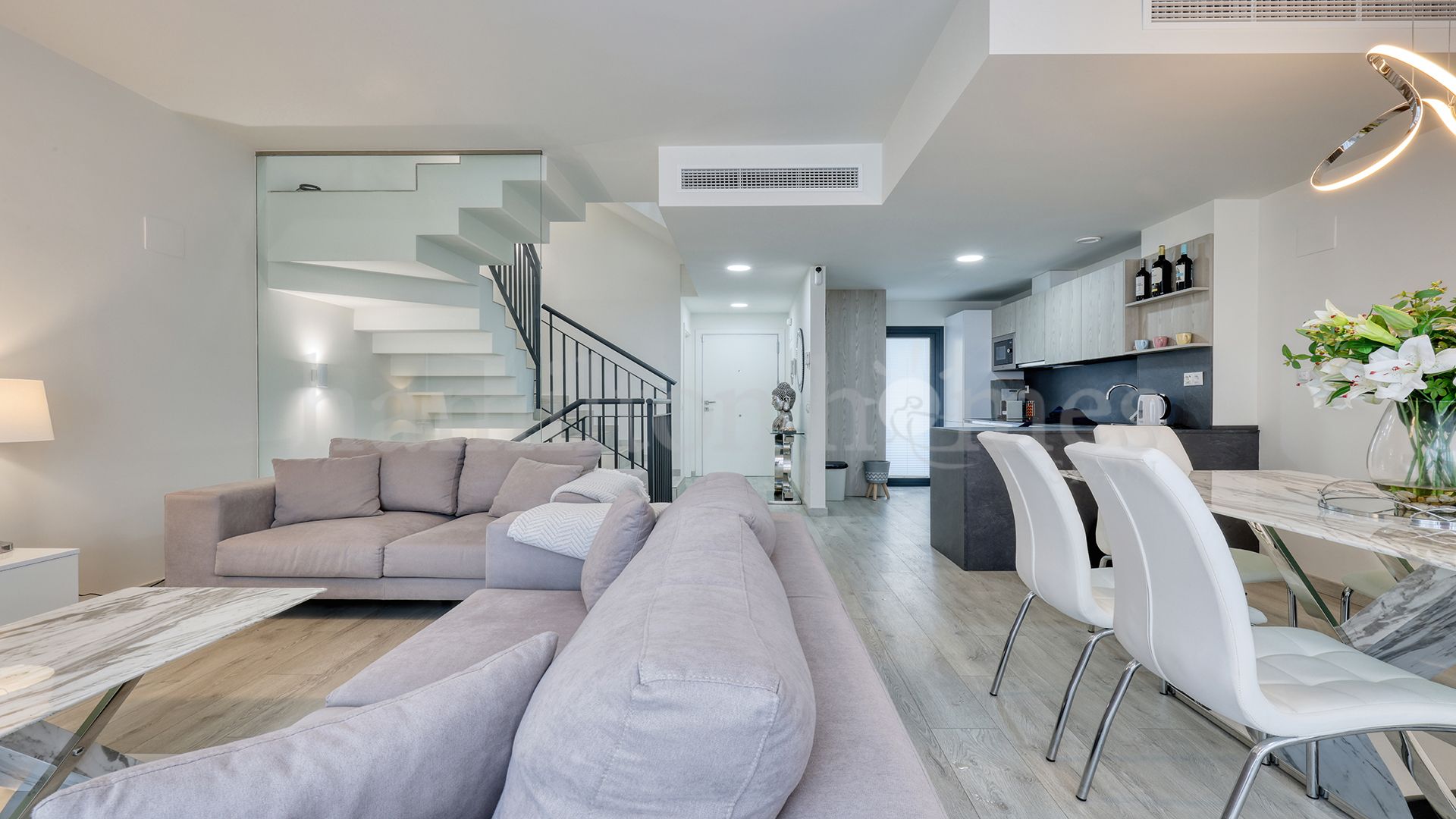 Town House in Bahia de las Rocas, Manilva